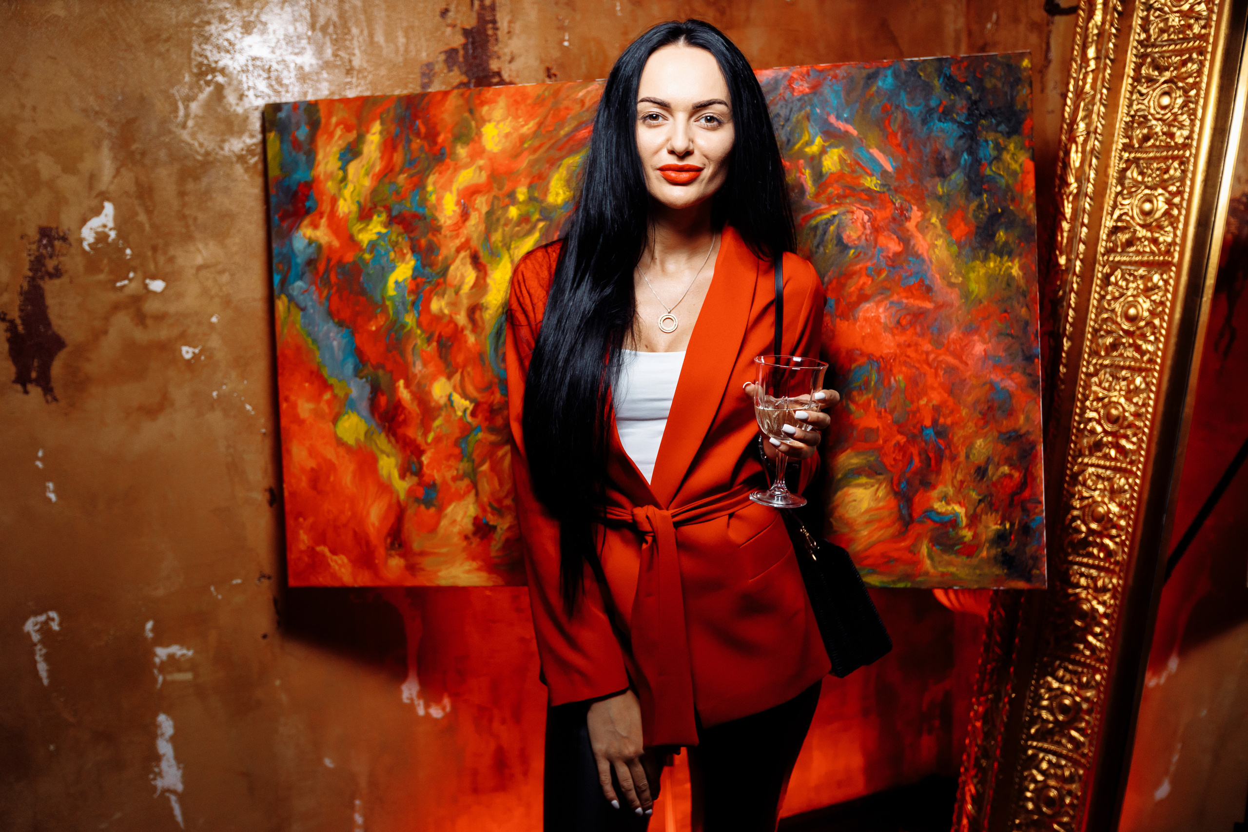 HELEN YES. ARTEMIY IGNATOV