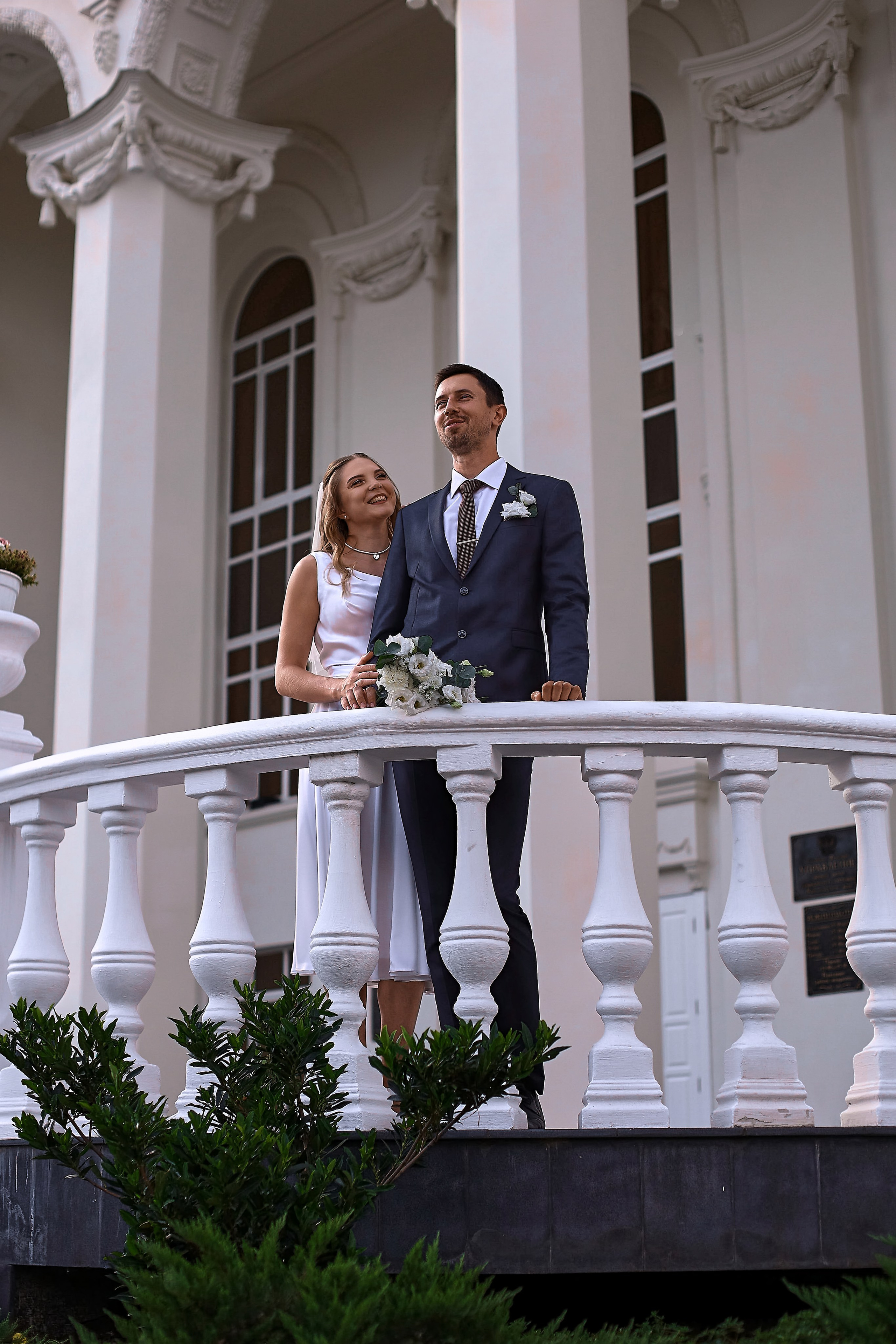 Свадебная фотосессия Евгения и Дарьи в Екатериненском загсе. Семейный и свадебный фотограф в Краснодаре Михеева Светлана