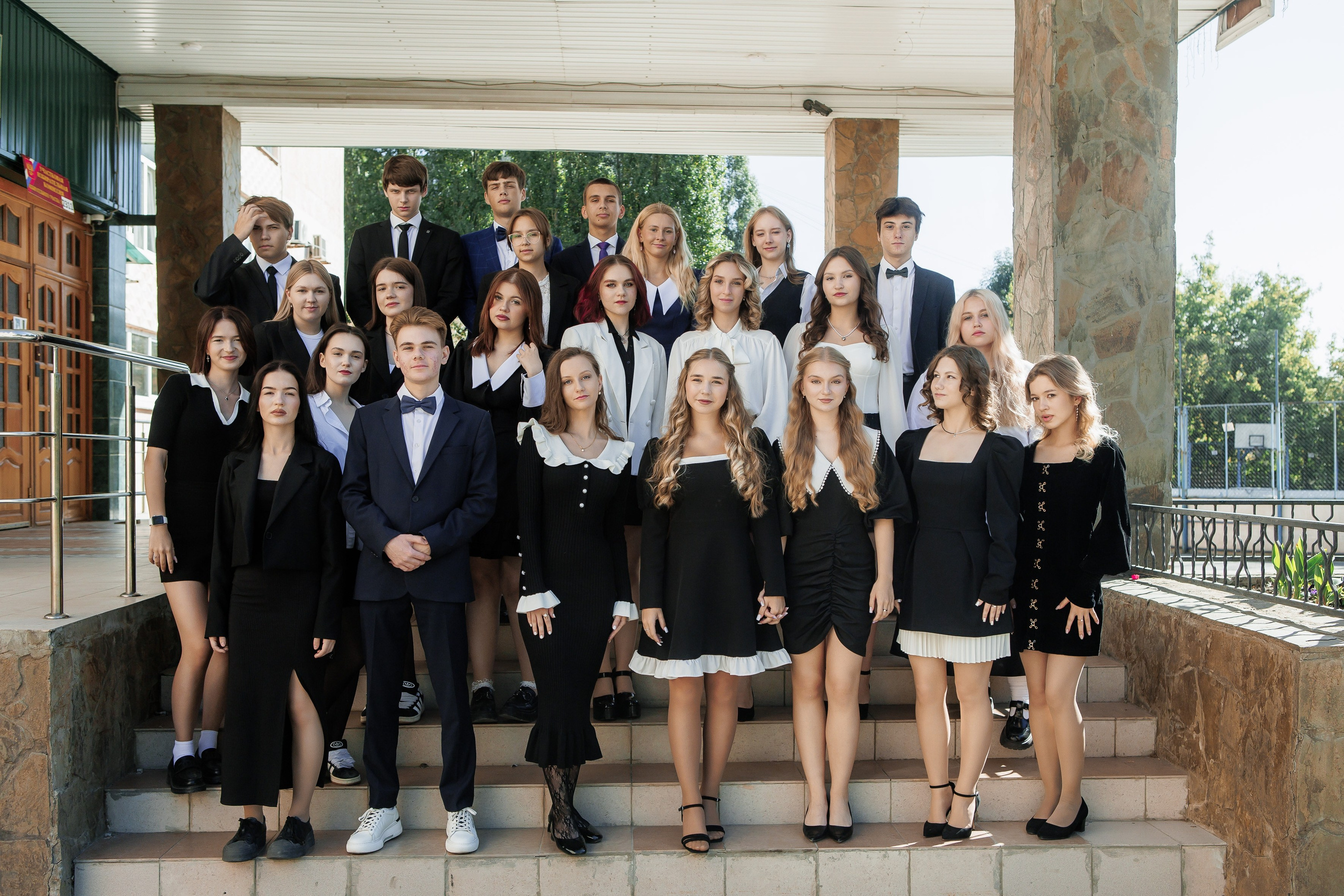 Гимназия 12 11 А 2024. Свадебный и портретный Фотограф в Липецке Дмитрий Котюков