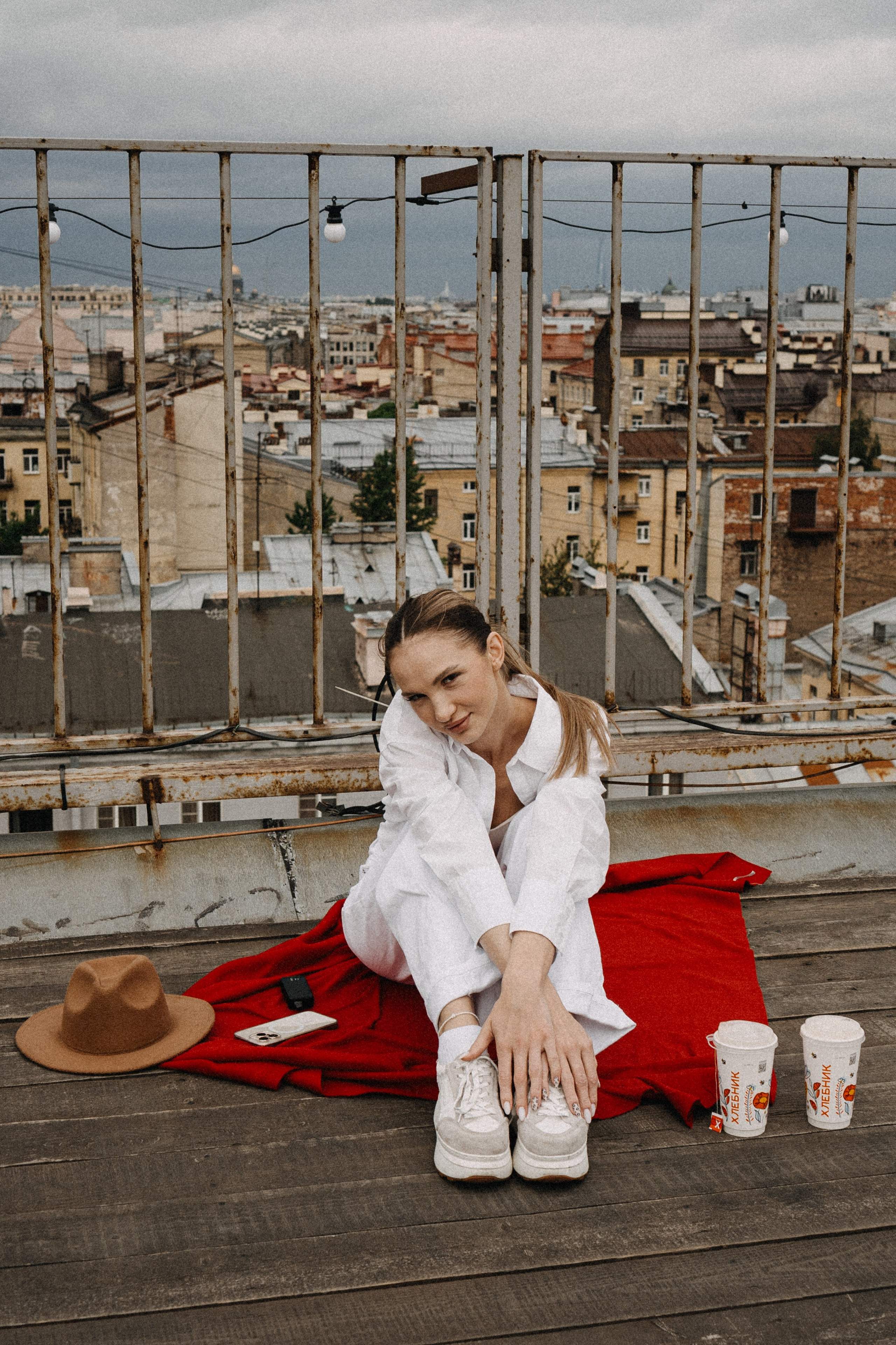 МЫ ГУЛЯЛИ ПРО КРЫШАМ ПИТЕРА. Профессиональный фотограф, Санкт-Петербург — Виктория Богомолова