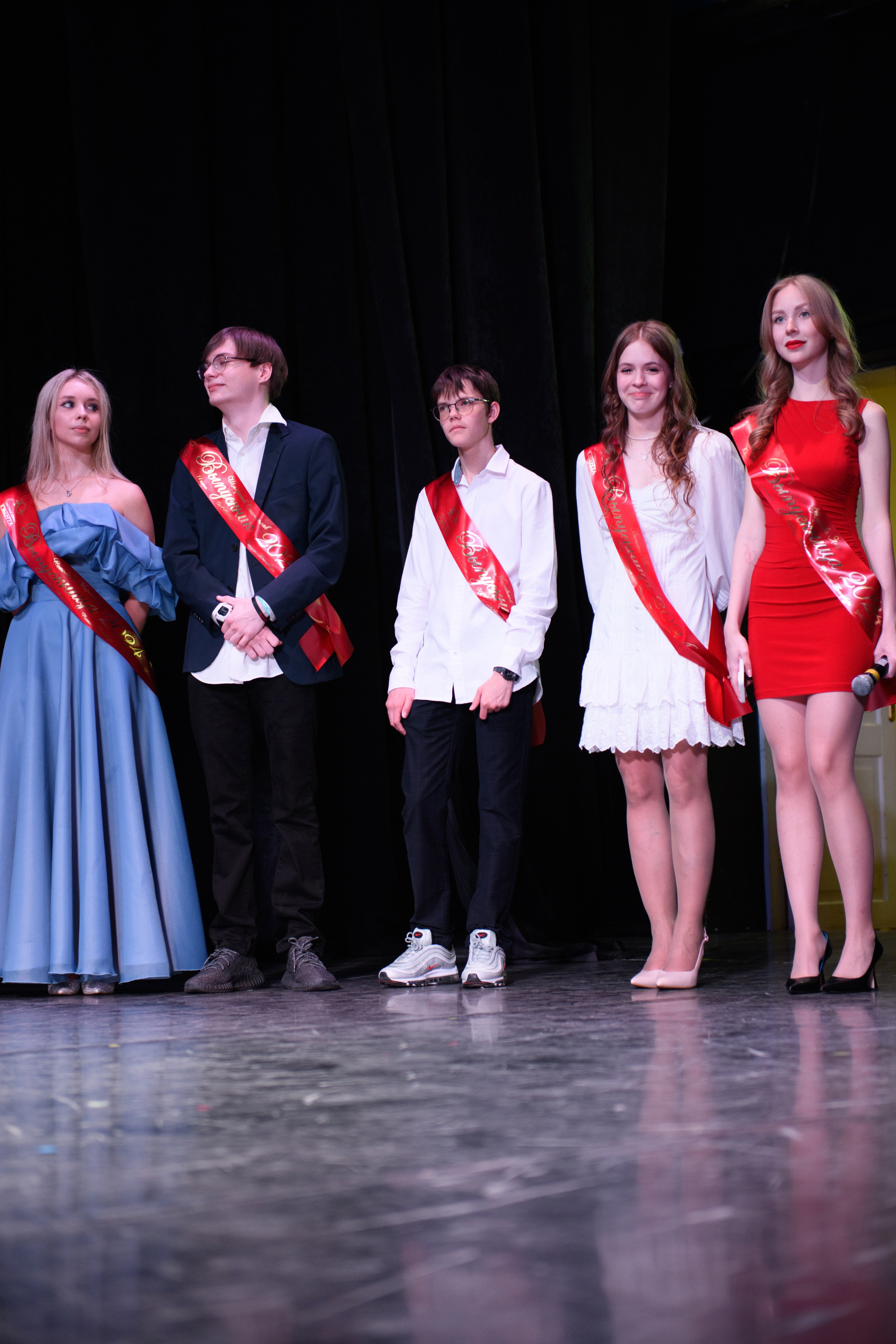 Фотосъёмка торжественного вечера выпускников. Организация и проведение фотосъемок в Санкт-Петербурге. Фотограф Смирягин Илья