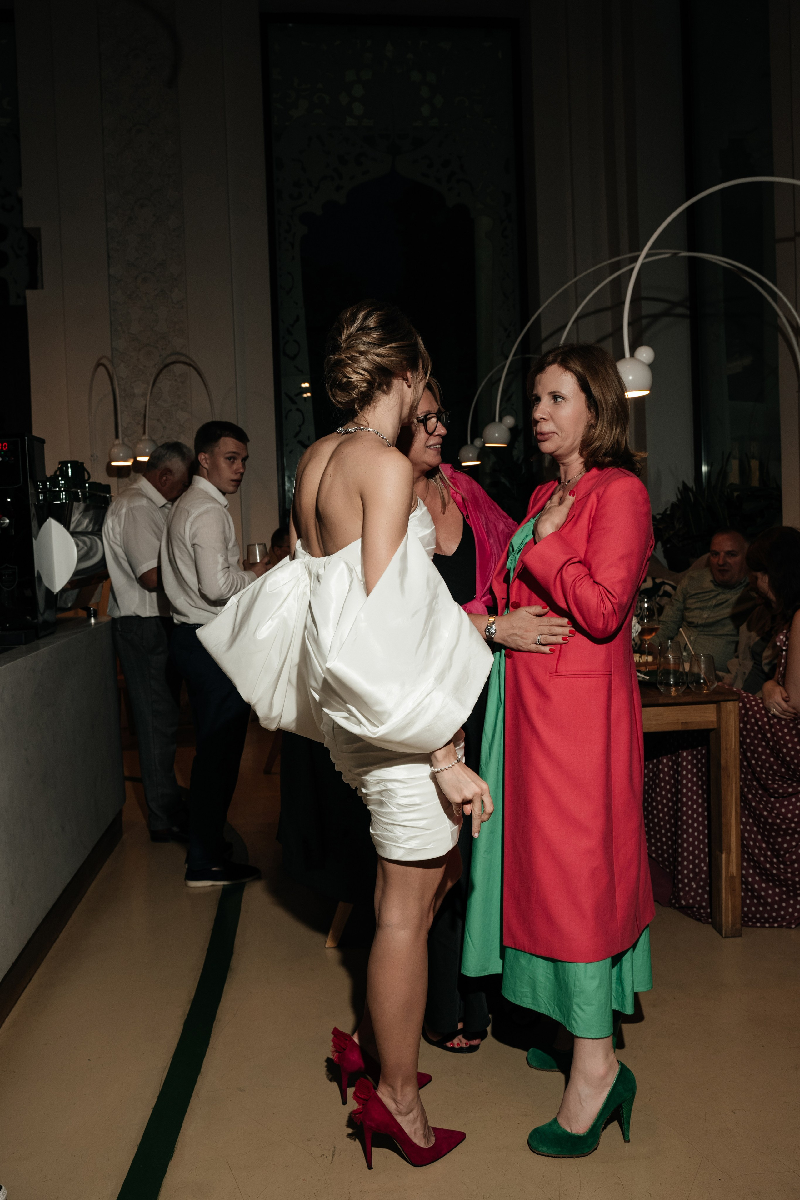 Ресторан Домик в саду, ВДНХ. Свадебный фотограф Москва Александра Аверкова