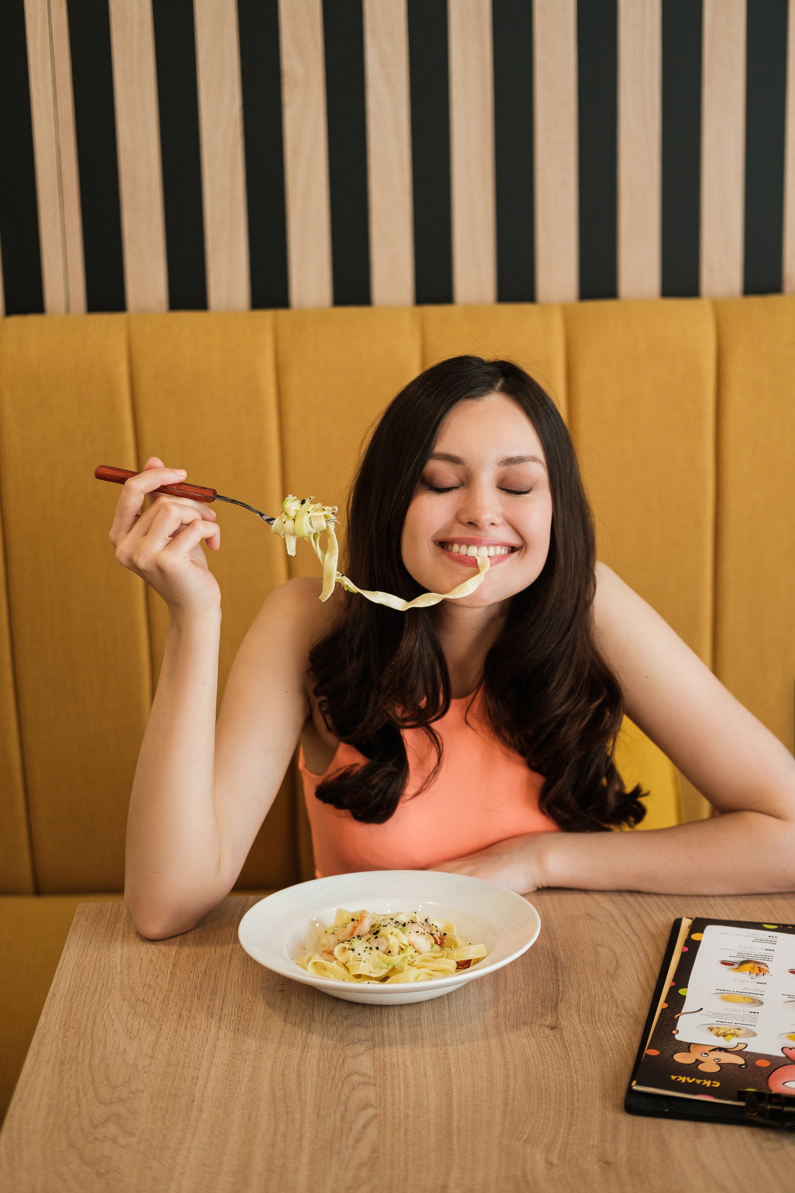 Brand съемка для сетевого кафе «СКАЛКА». Фотограф Бурнашкина Натали Москва