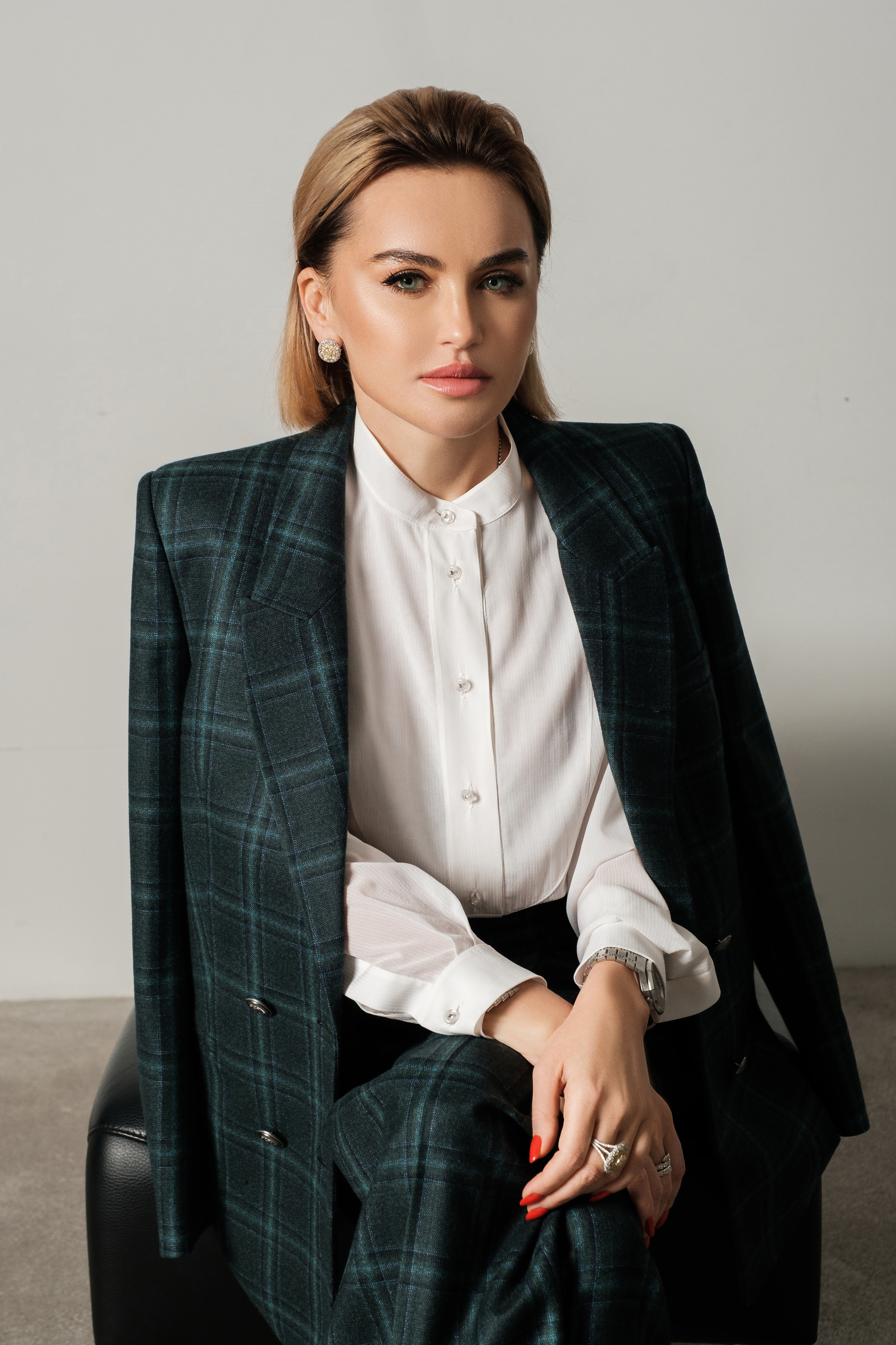 Brand портрет для основателя конструкторского бюро — Валерии Антоновой. Фотограф Бурнашкина Натали Москва