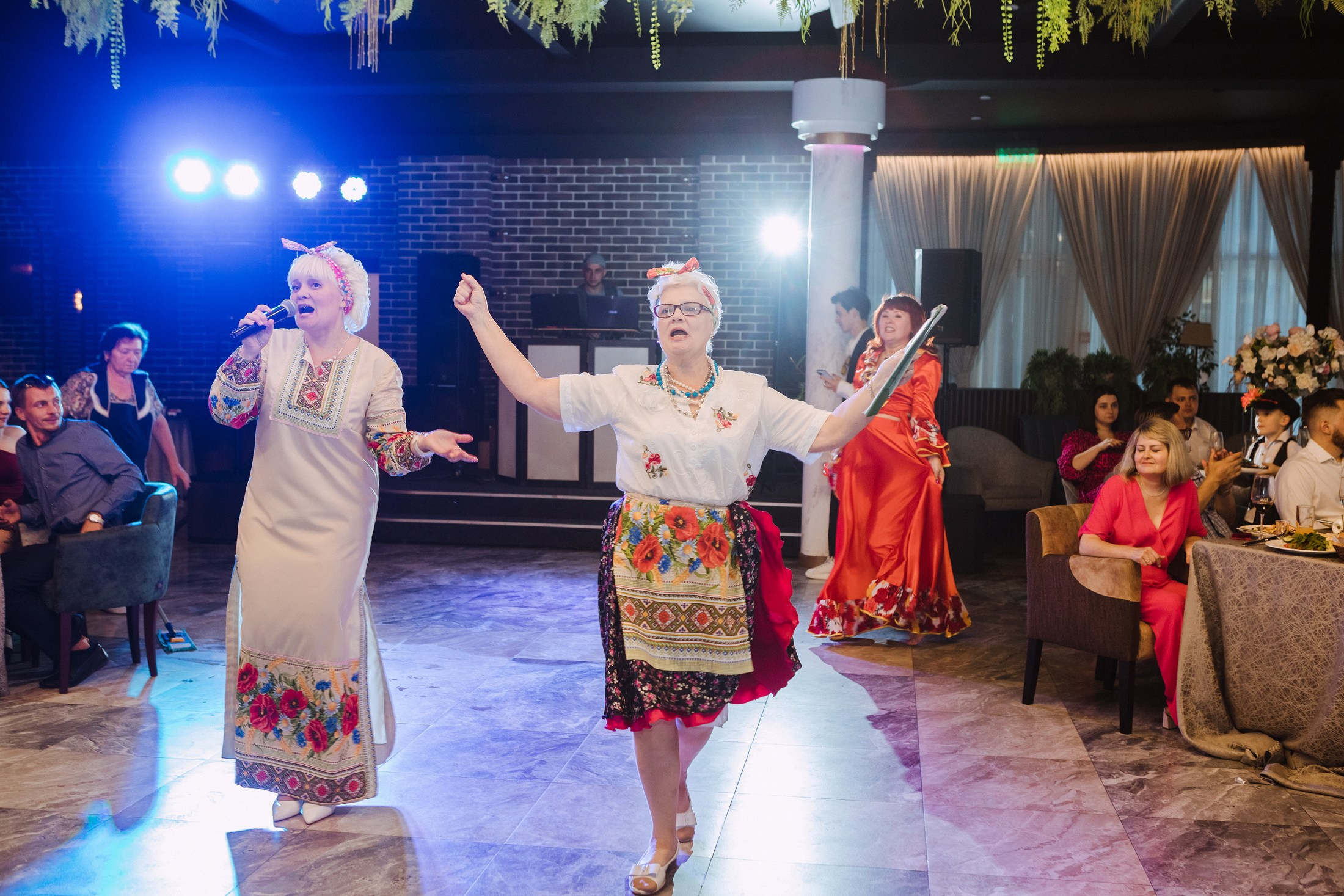 Александр и Ольга. Фотографы в городе Волгограде — Людмила Агеева и Алексей Околелов