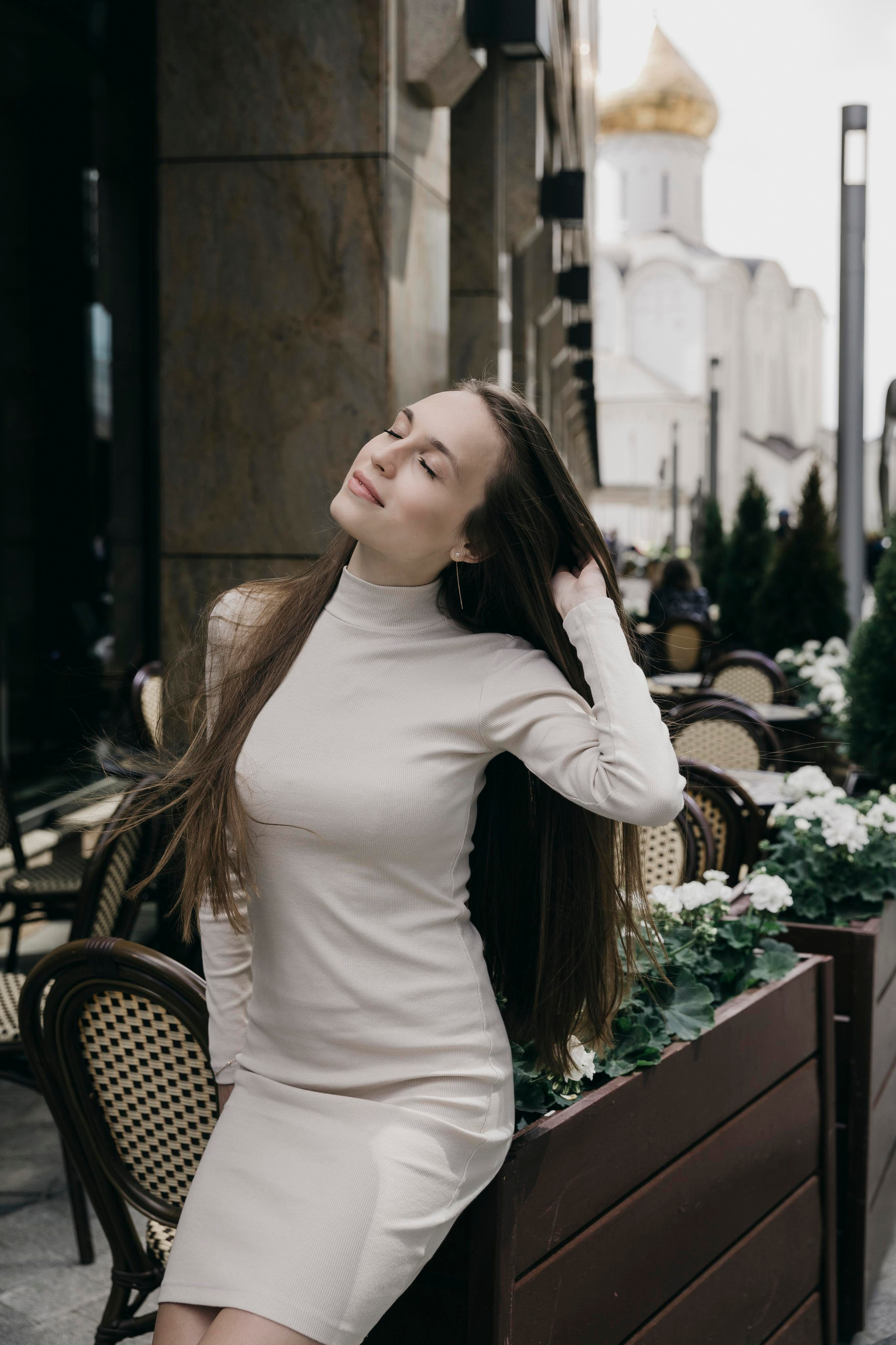 Предсвадебная фотосессия на Белой Площади в Москве. Свадебный фотограф в Москве Екатерина Гусева