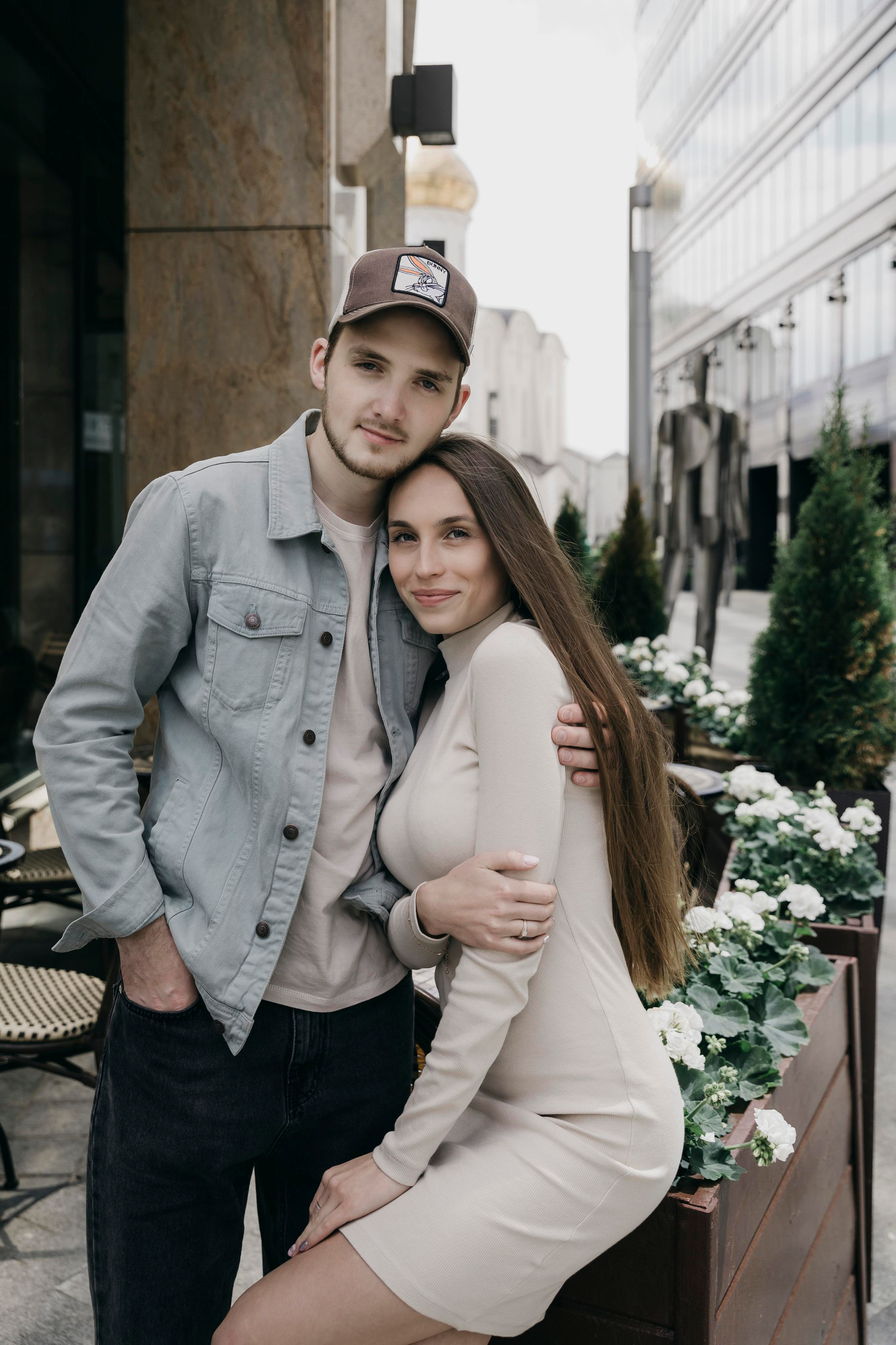 Предсвадебная фотосессия на Белой Площади в Москве. Свадебный фотограф в Москве Екатерина Гусева