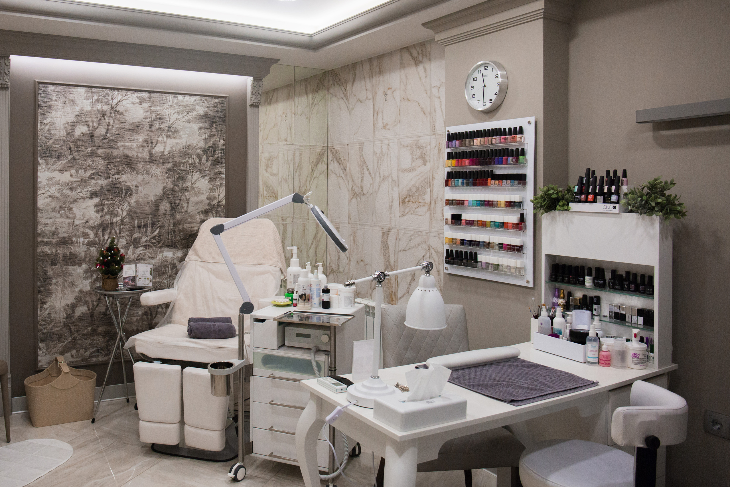 Маникюрный кабинет фотосъемка интерьера салона красоты в Москве