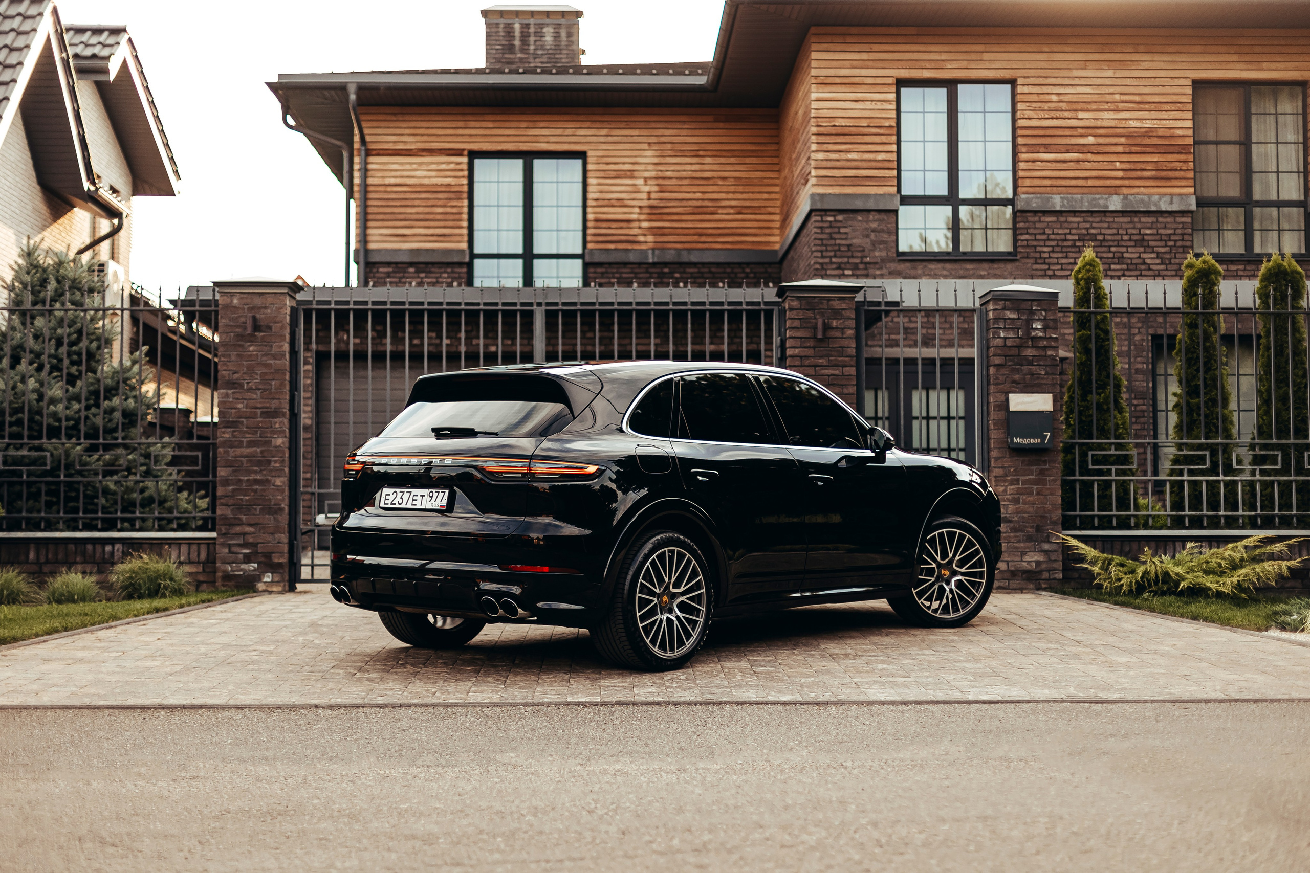 Porsche Cayenne. Автомобильный фотограф, видеограф в Краснодаре Левшакова Анжелика