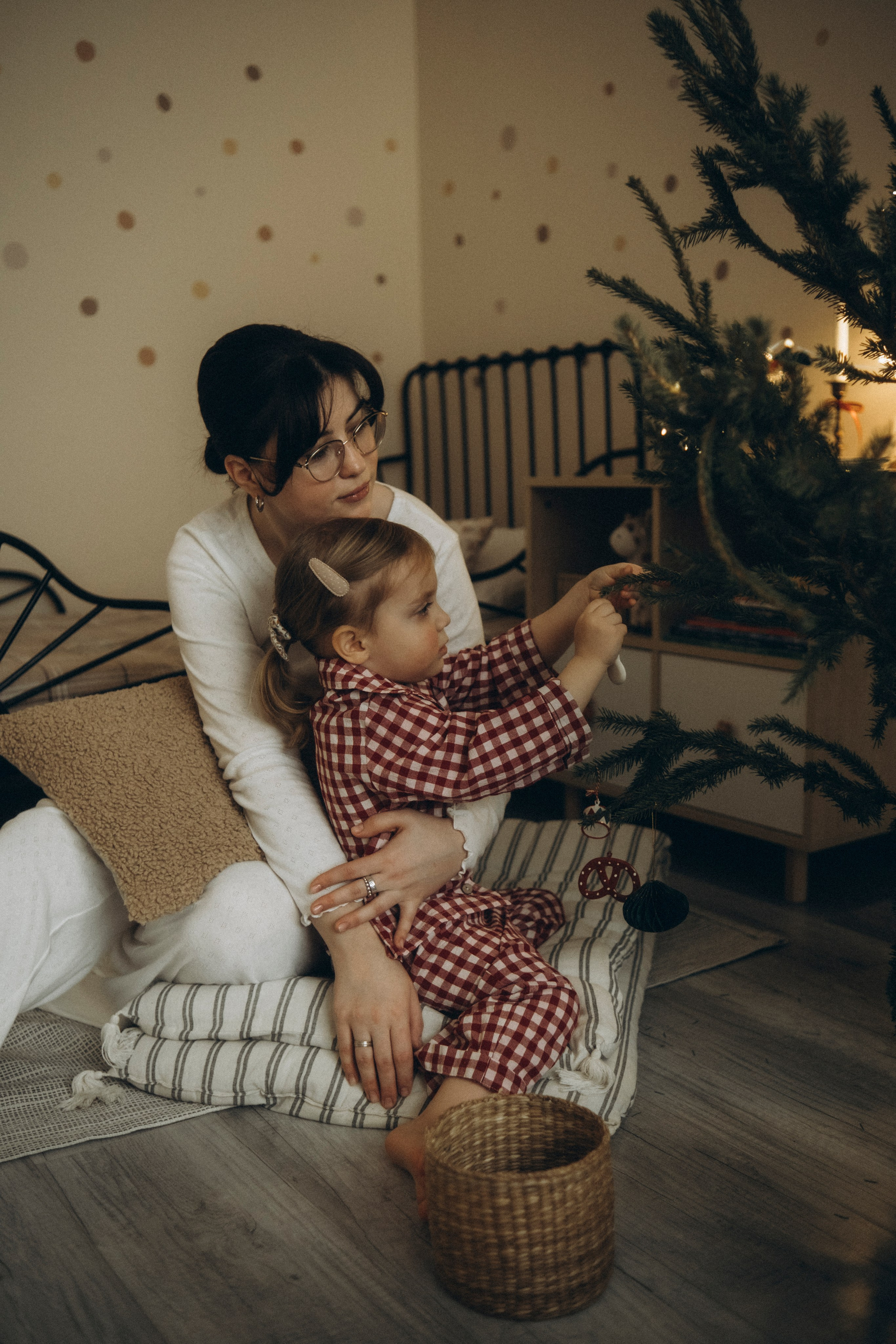 Есеша и ёлка. Видеограф и фотограф Анна Грачева г. Москва