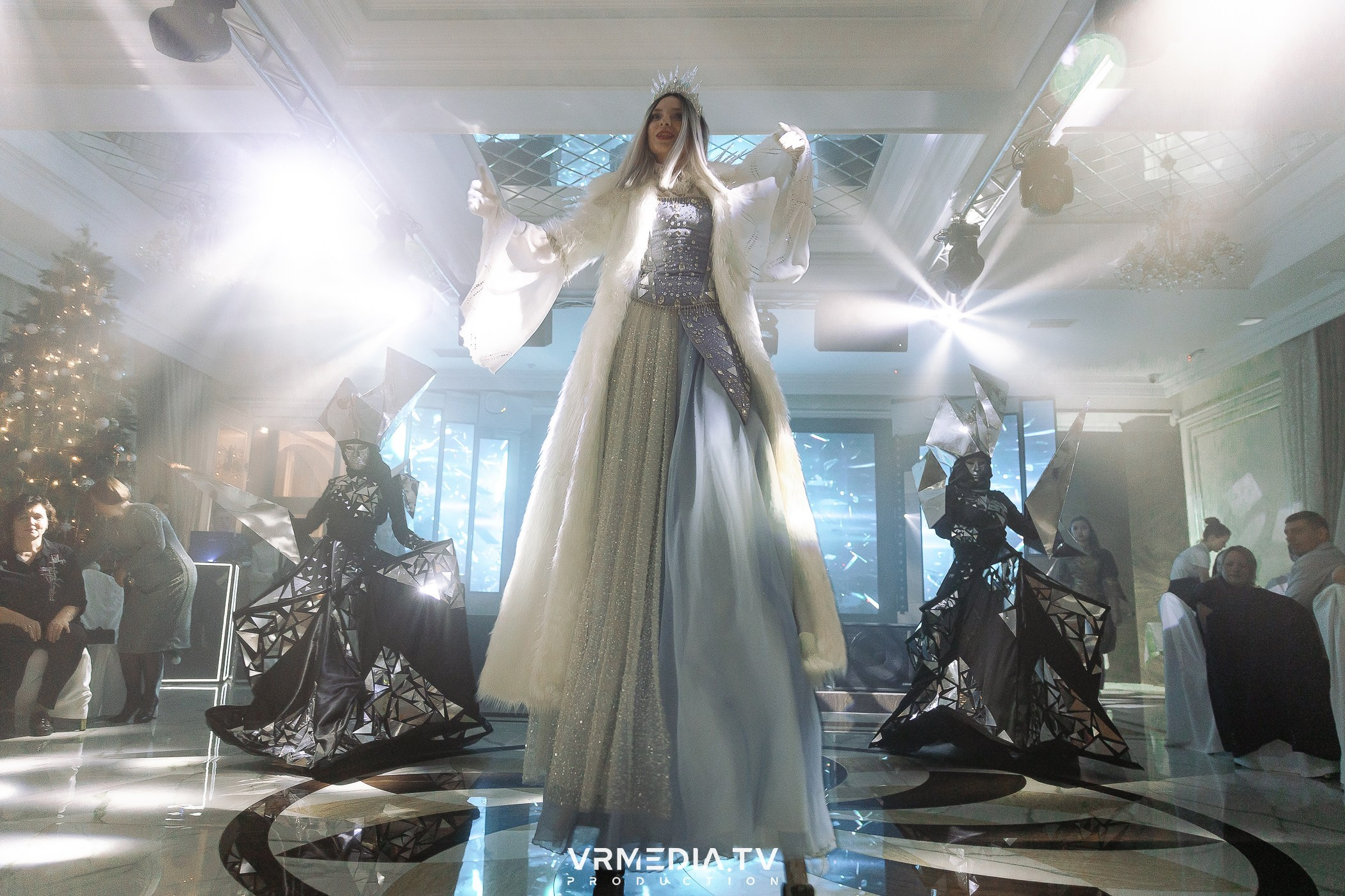 Новогодний вечер в ресторане «Лазурный Берег»