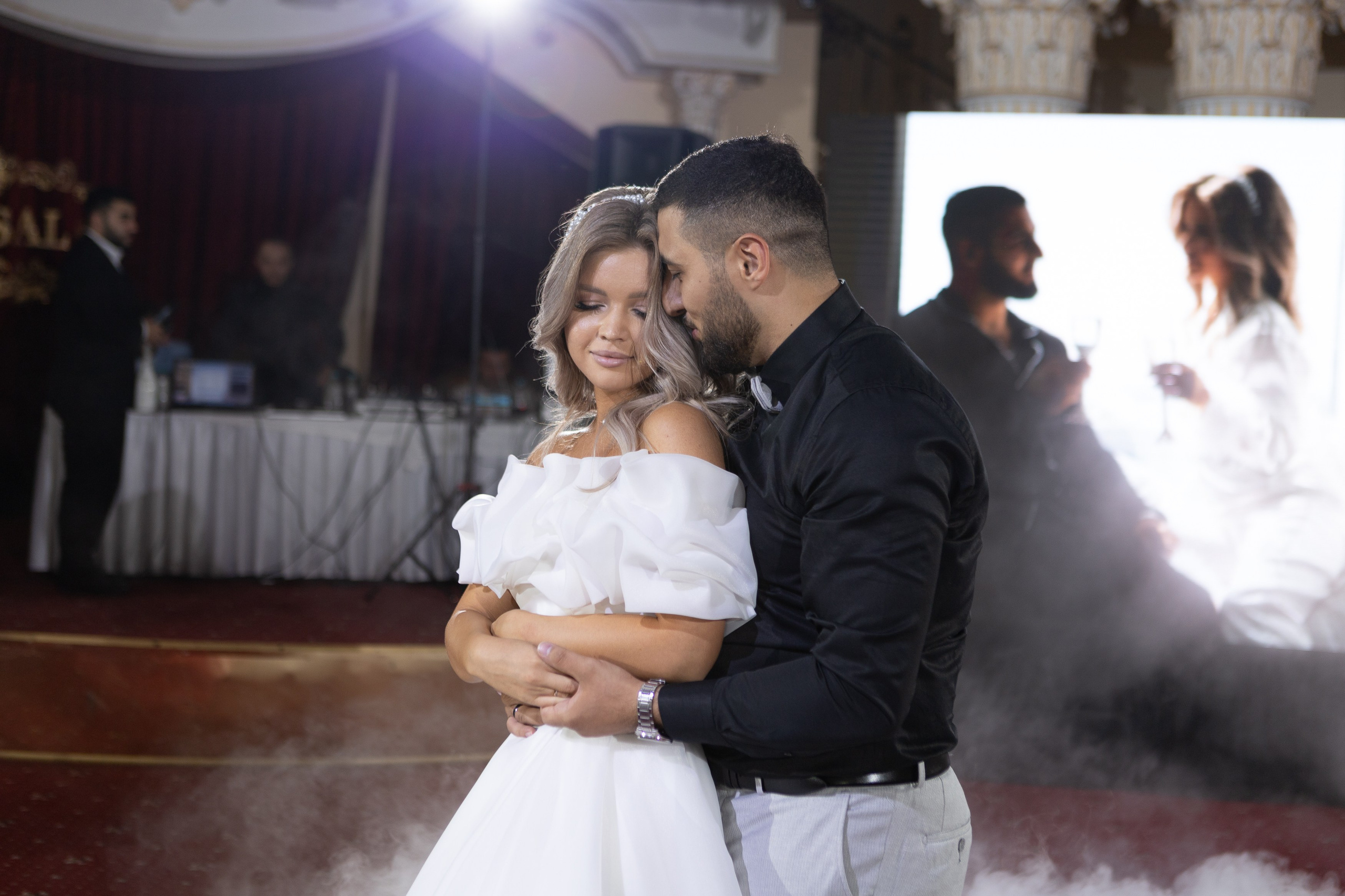 Свадебный фотограф Уфа — Руслан ГабдлисламовЖивые эмоции, красивые кадры, воспоминания на всю жизнь.Работаю по всей Республике Башкортоста. Свадебный фотограф Уфа Руслан Габдлисламов