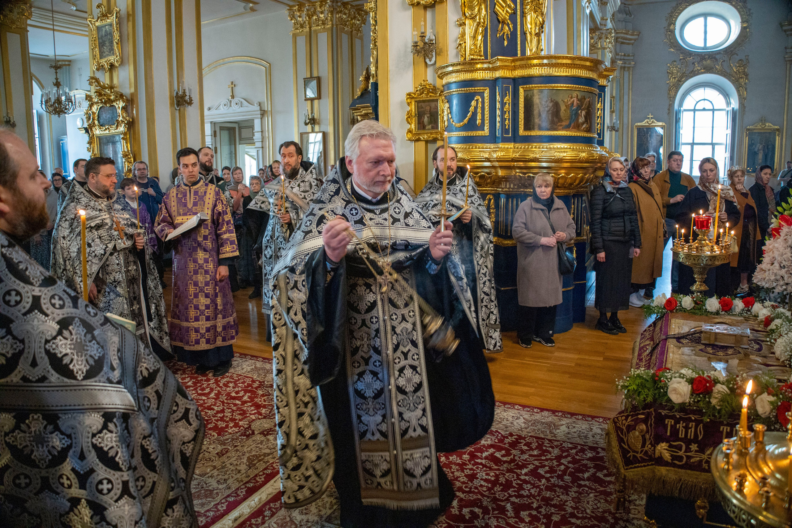 ЧИН ПОГРЕБЕНИЯ СПАСИТЕЛЯ. НИКОЛО-БОГОЯВЛЕНСКИЙ МОРСКОЙ СОБОР