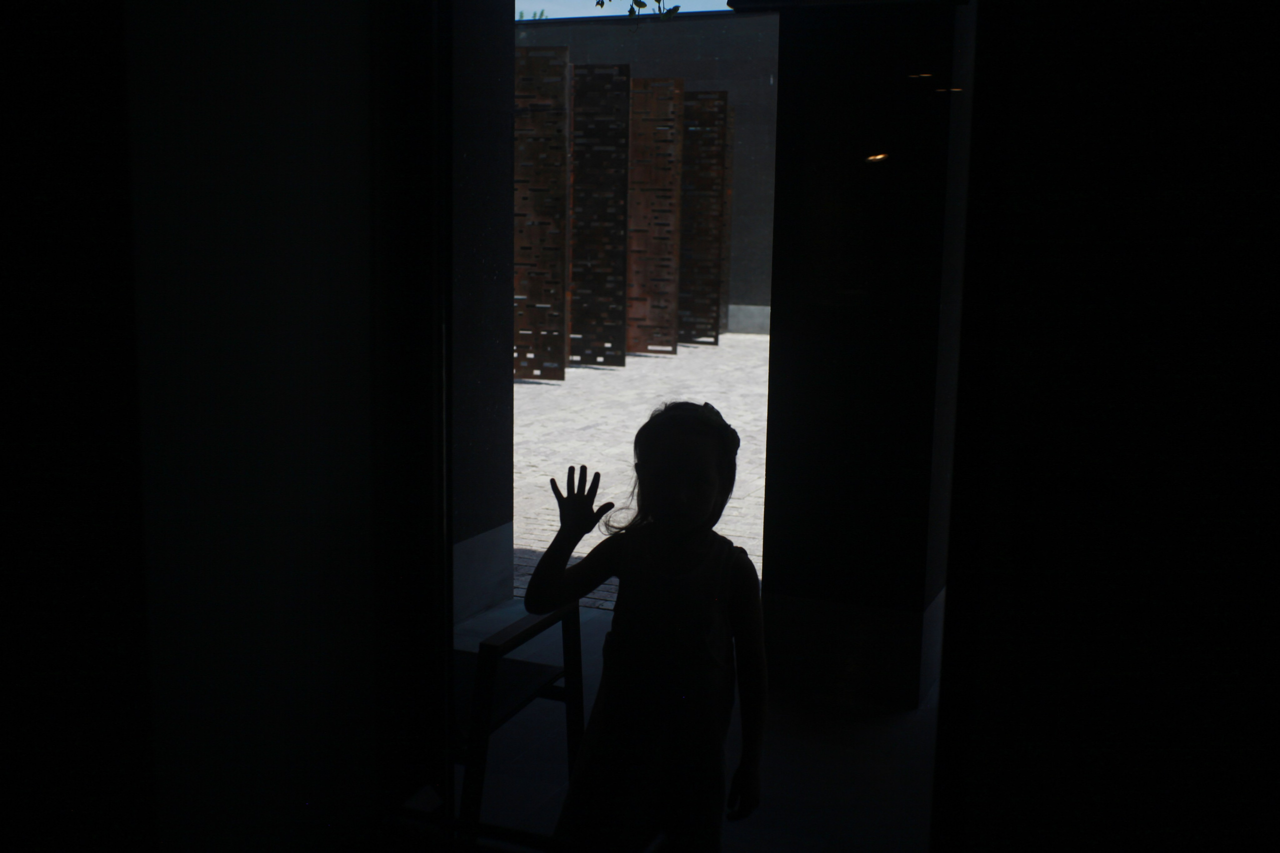 Manifest. Den Mirov — Photographer, Musician