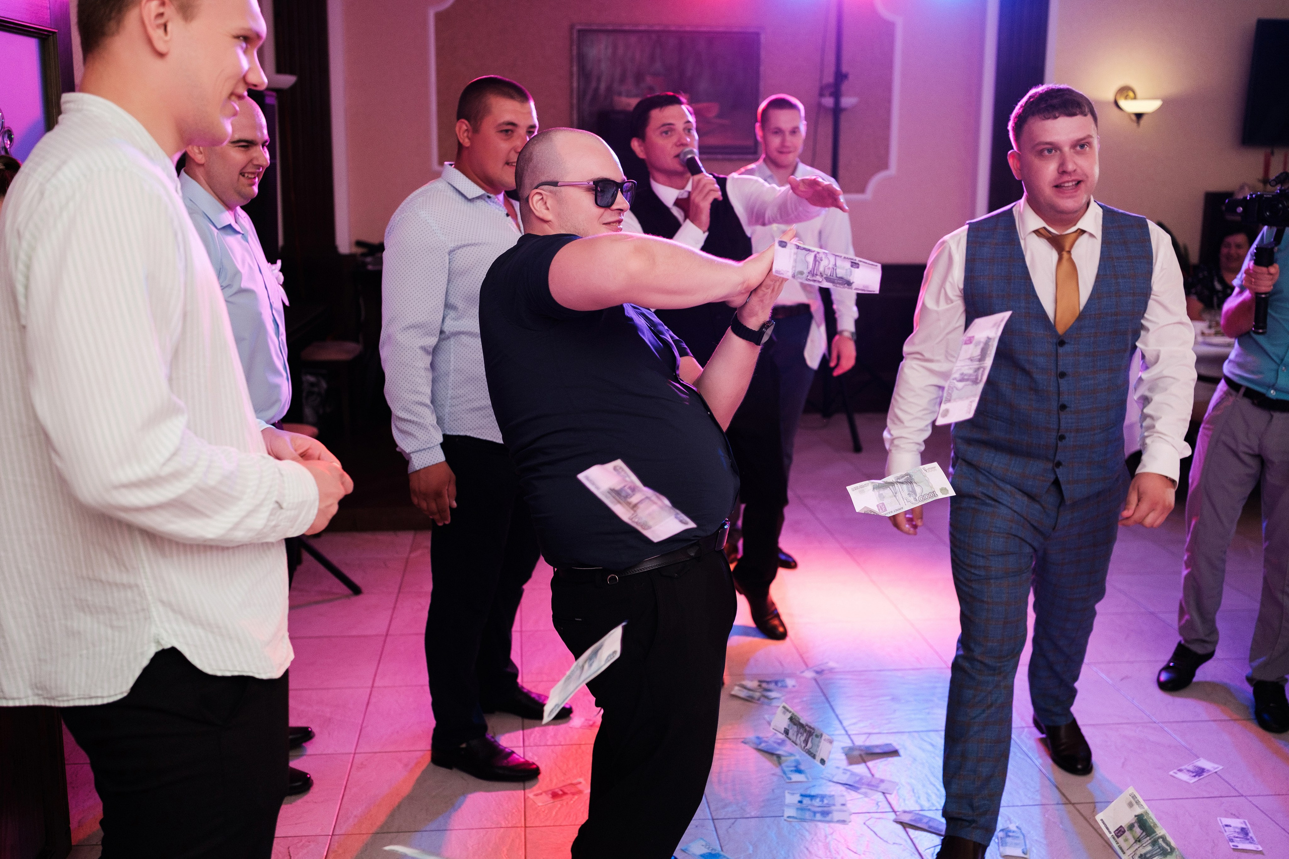 Виктор и Анна. Свадебный фотограф | репортаж | праздники | крещение