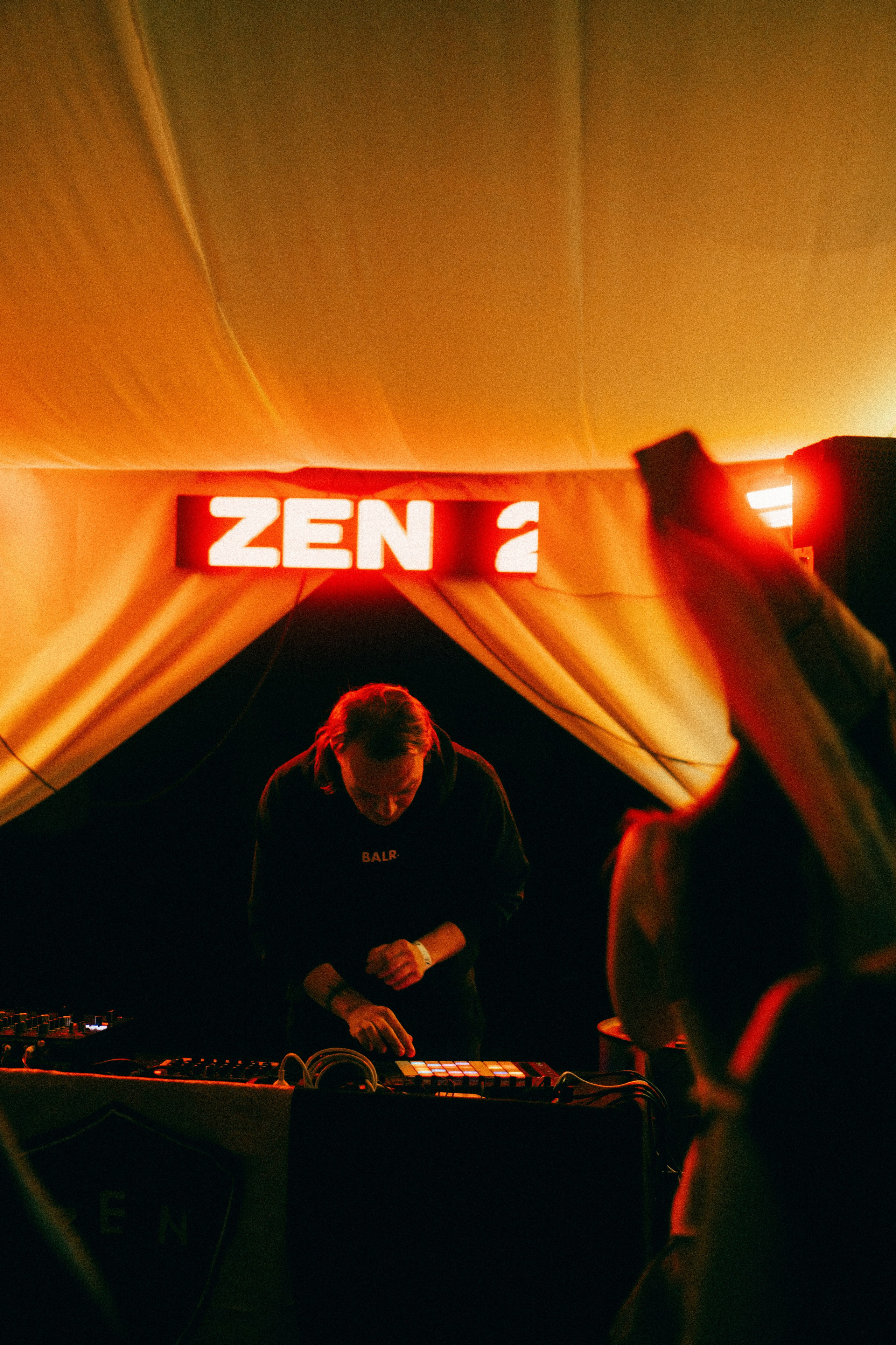 ZEN «Сплетение» 2026. Veronika Popadeikina Photographer