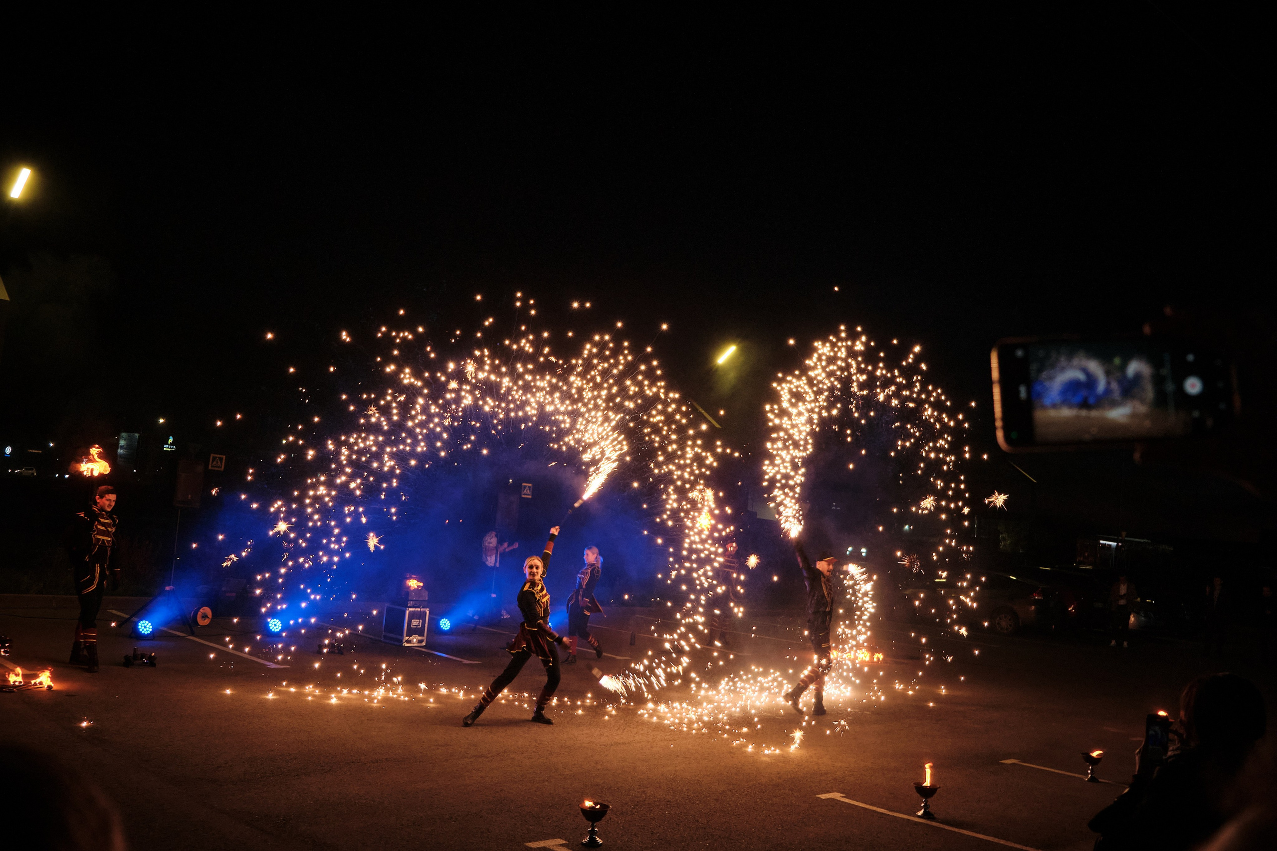 Открытие салона 100 градусов. Антон Ив