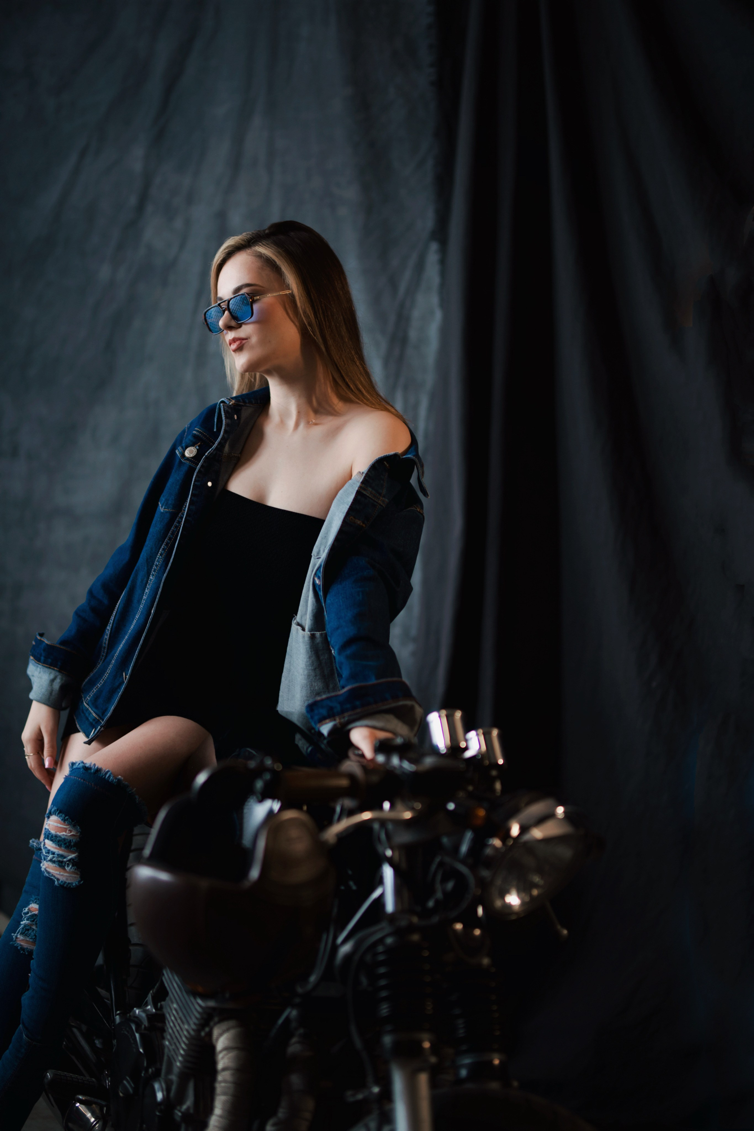 Алина. Hmliber — фотограф и контент-креатор из Петербурга