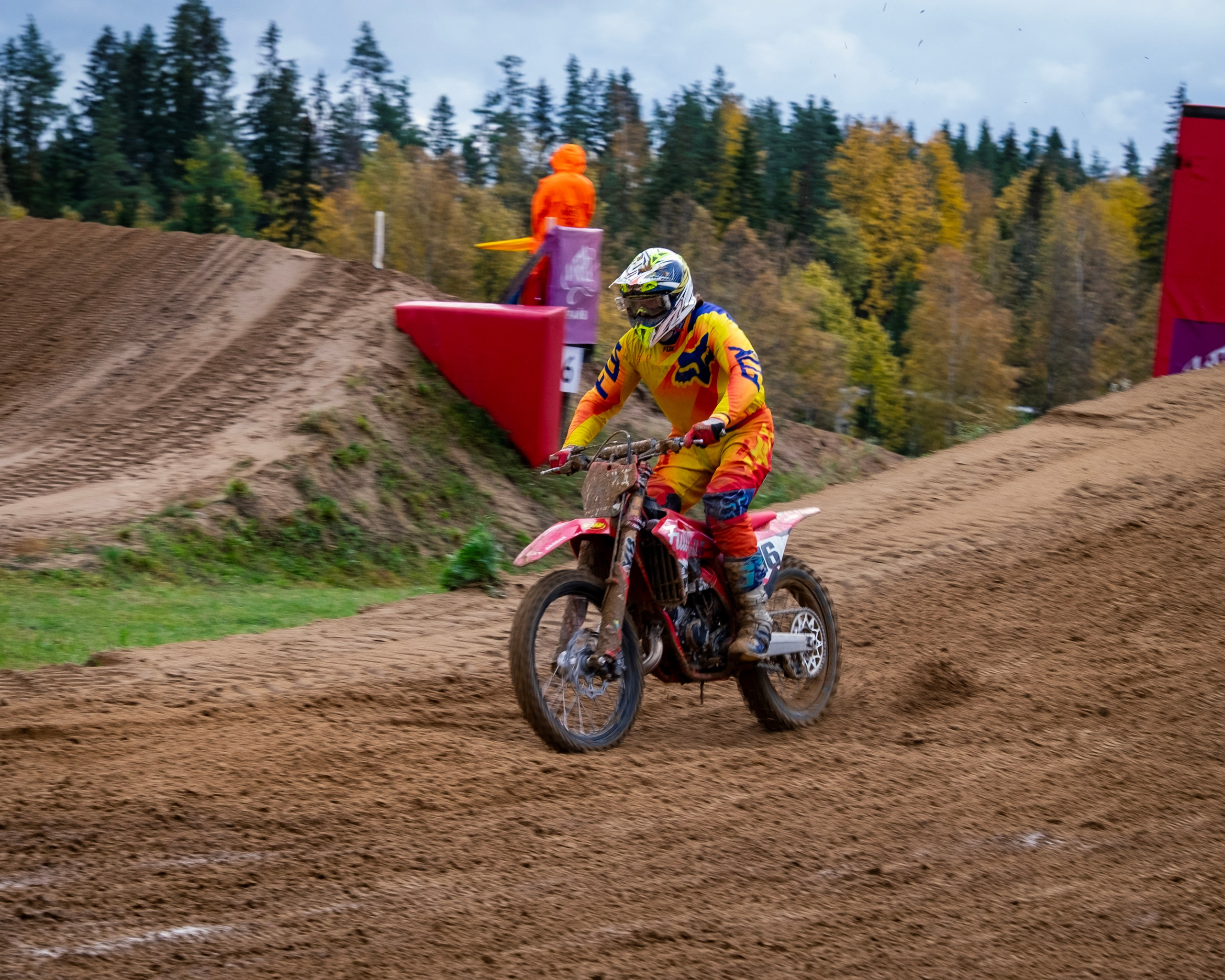 Мотокросс (Игора Драйв). Автомобильные фотографии и рисунки в Санкт-Петербурги Пашков Дмитрий