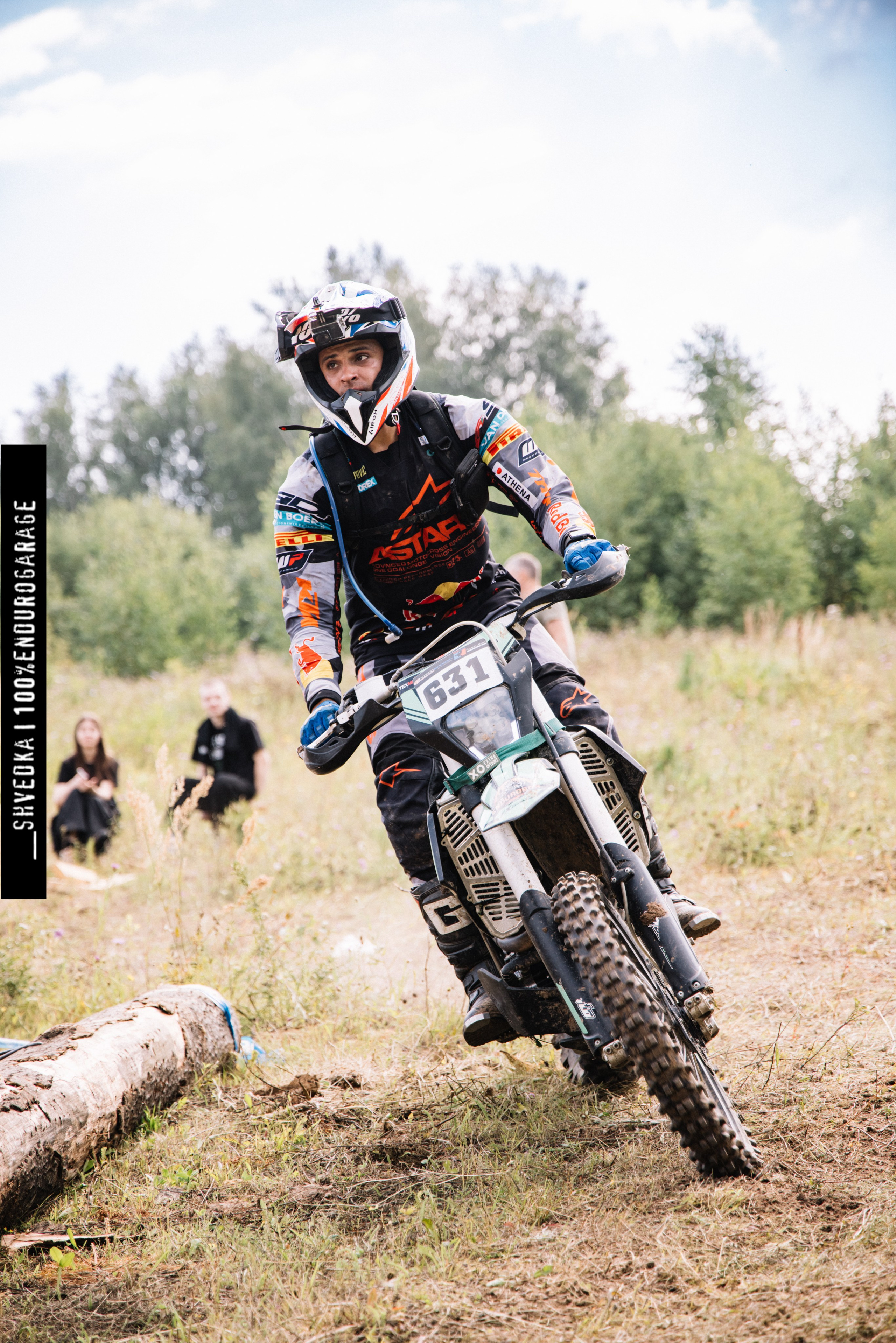 ВТОРОЙ ЛЕСНОЙ ДЕНЬ. Ваш экстрим фотограф Кудрева Яна