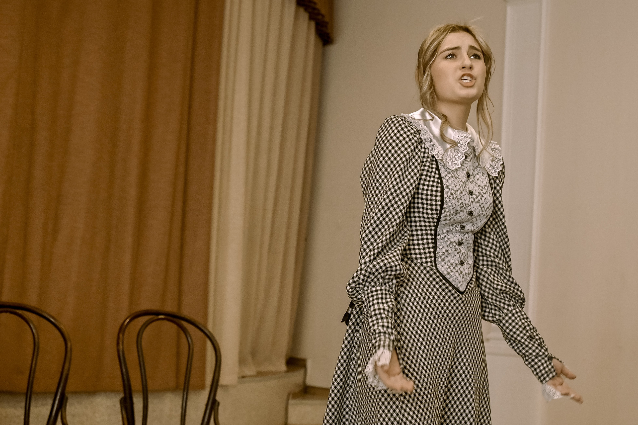 «Женитьба Белугина». Режиссёр Сергей Ермаков. Репортажный профессиональный фотограф-любитель