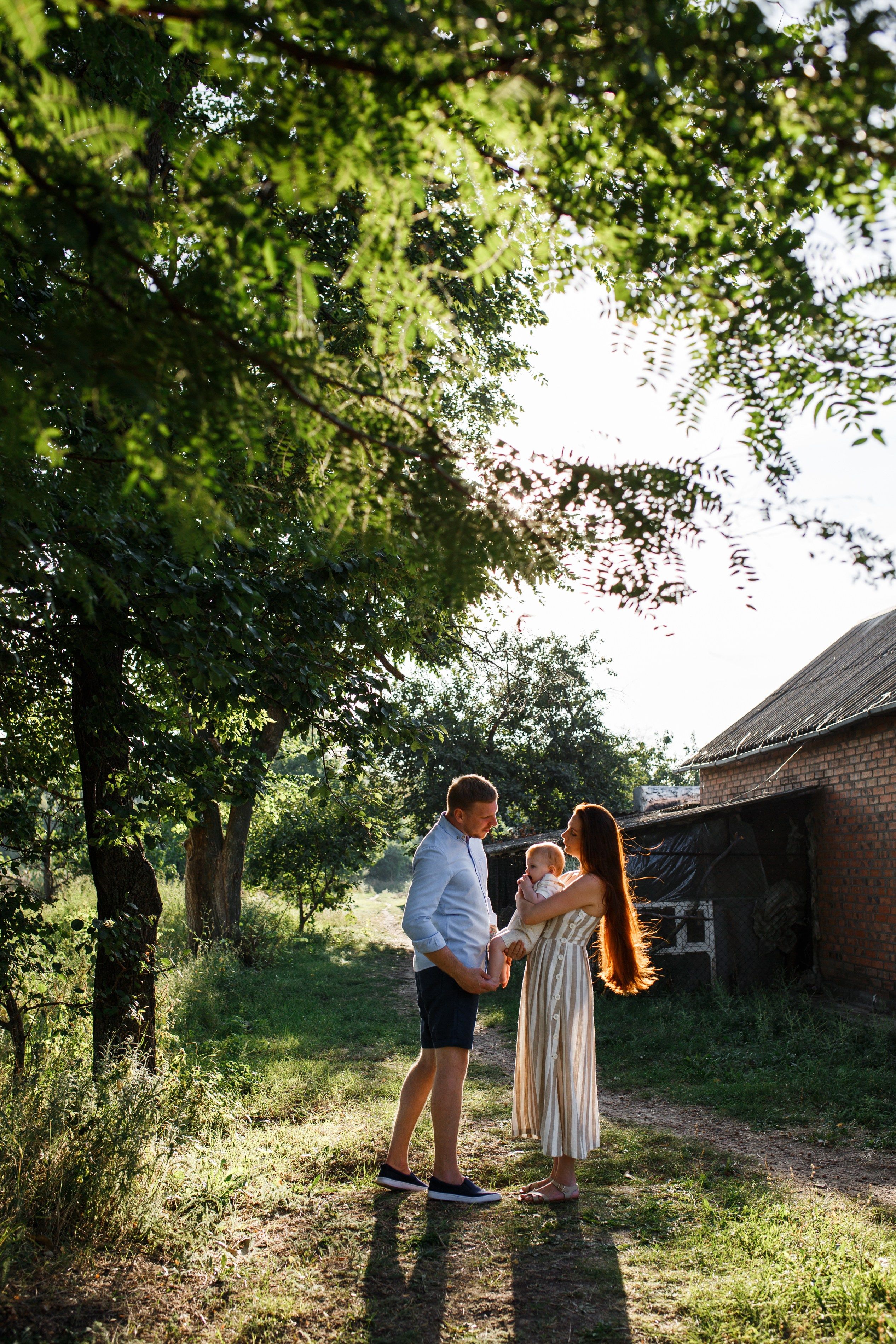 Солнце, ветер и любовь. Главная