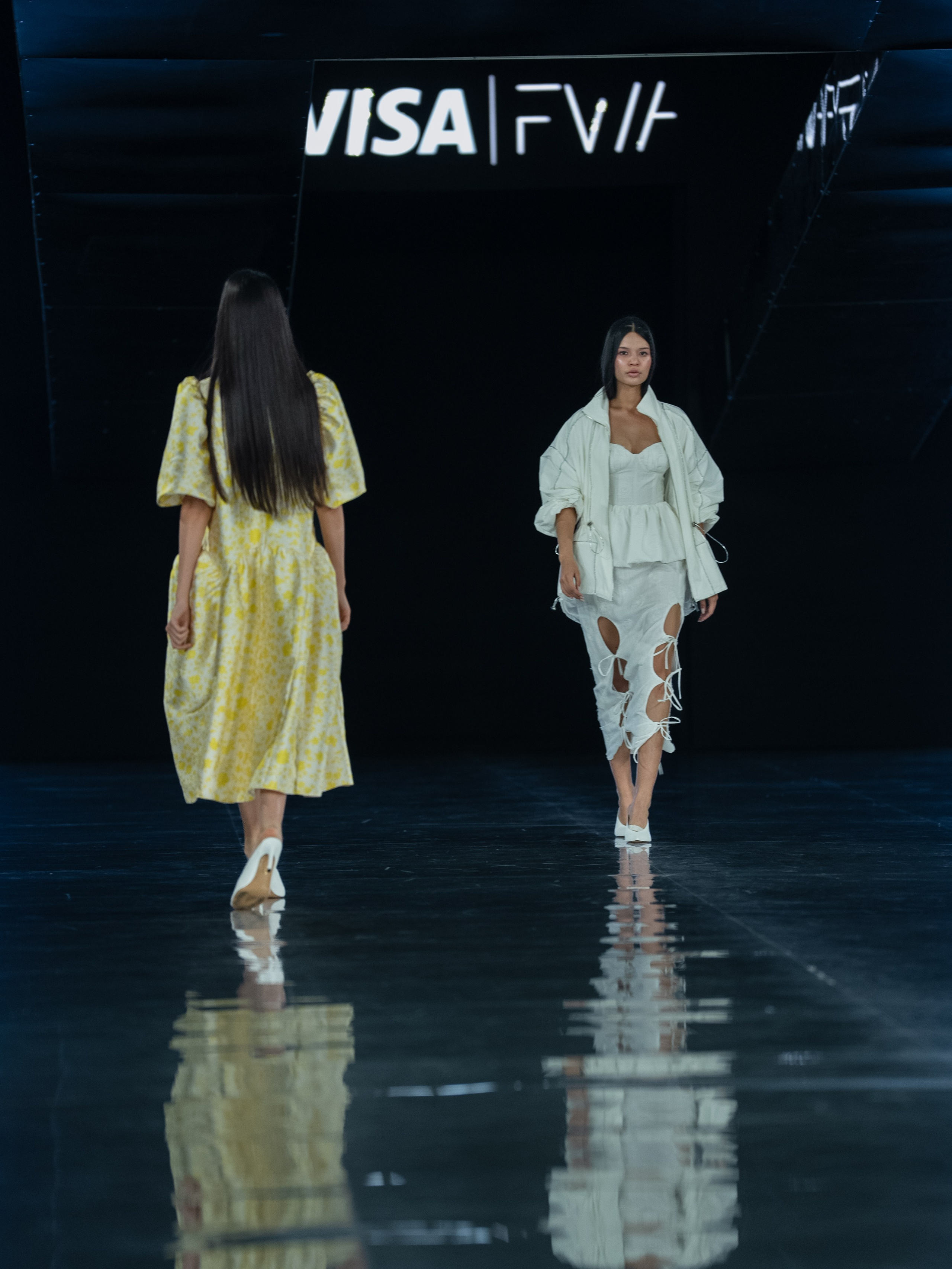 Visa Fashion Week Studio 4353. Сайт Алматинского НЮ АРТ, будуар и фэшн фотографа Дениса Карпенко