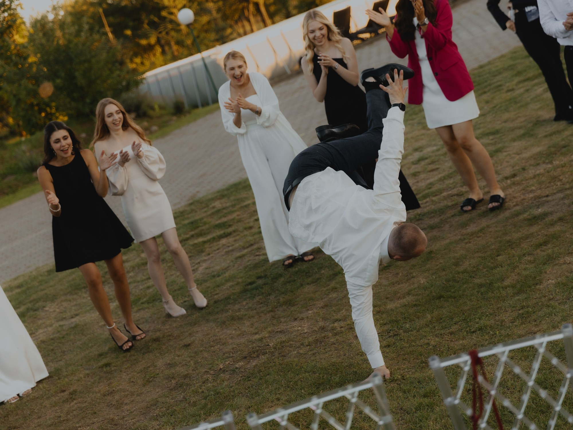 Лиза и Илья (полный день). Свадебные фотографы в Гомеле и Минске Сергей и Анастасия Фещенок