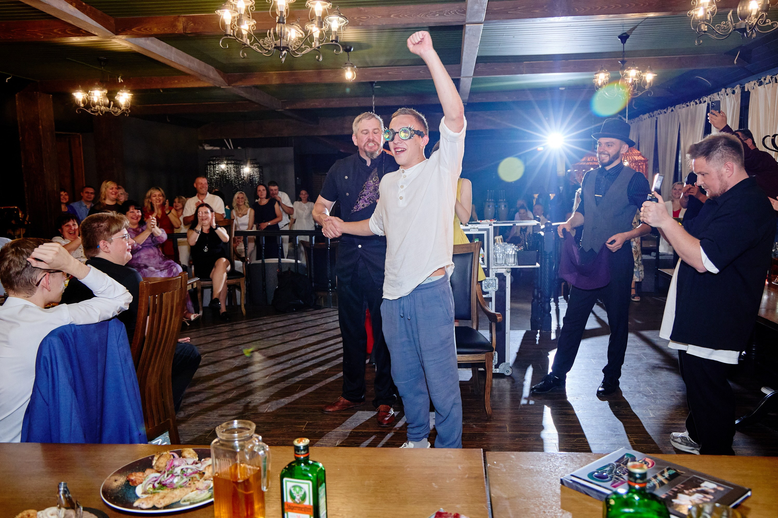 Выпускной 35 Сош. Фотограф Выпускные альбомы Таганрог Сергей Коробченко