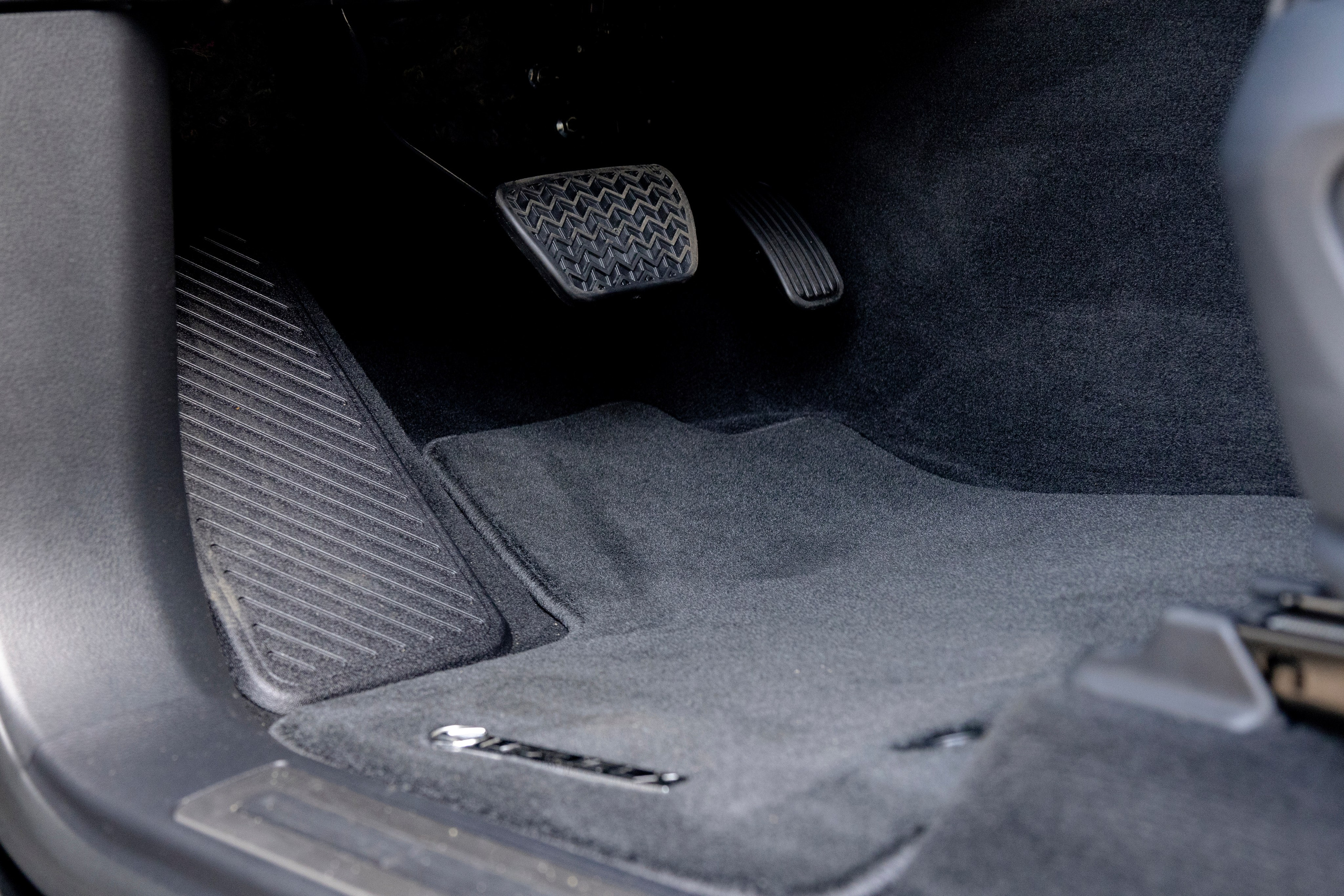 Фотосессия с мотоциклами и автомобилями. Предметный фотограф в Москве и Московской области