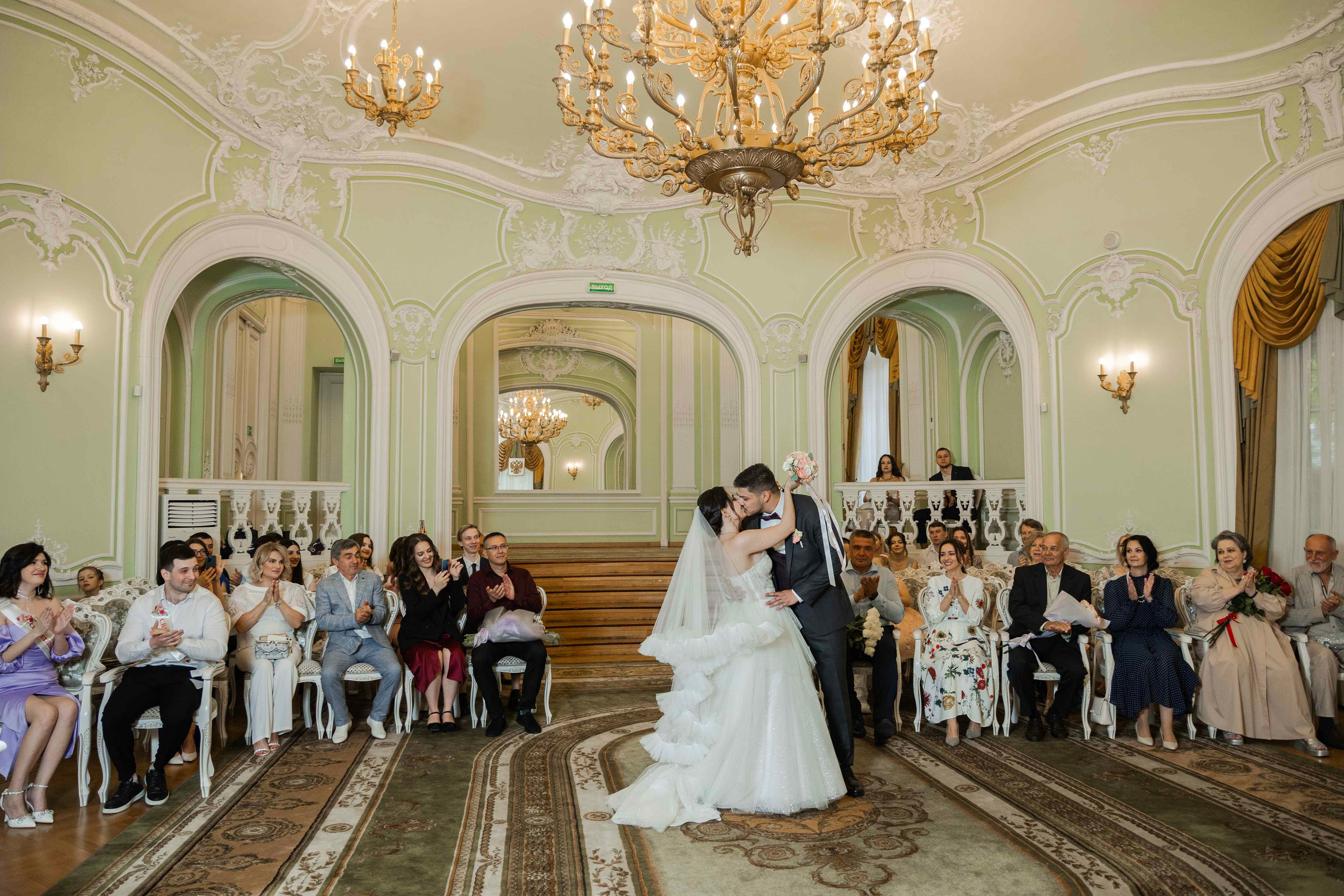 Wedding photographer Saint-Peterburg — живые свадебные фотографии. Pozdnishevkirill