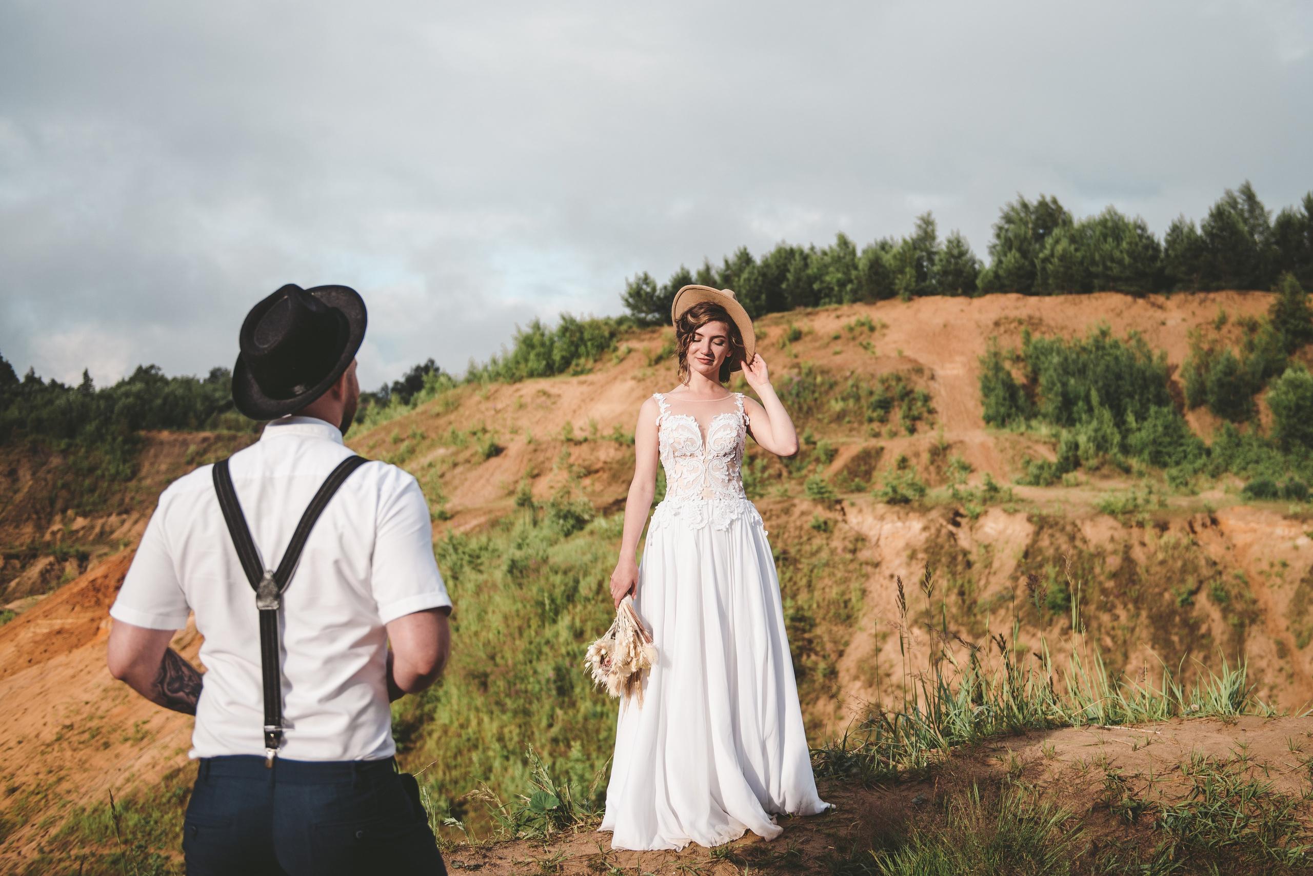 Выездная регистрация на песчаном карьере. Свадебный и семейный фотограф София Невская