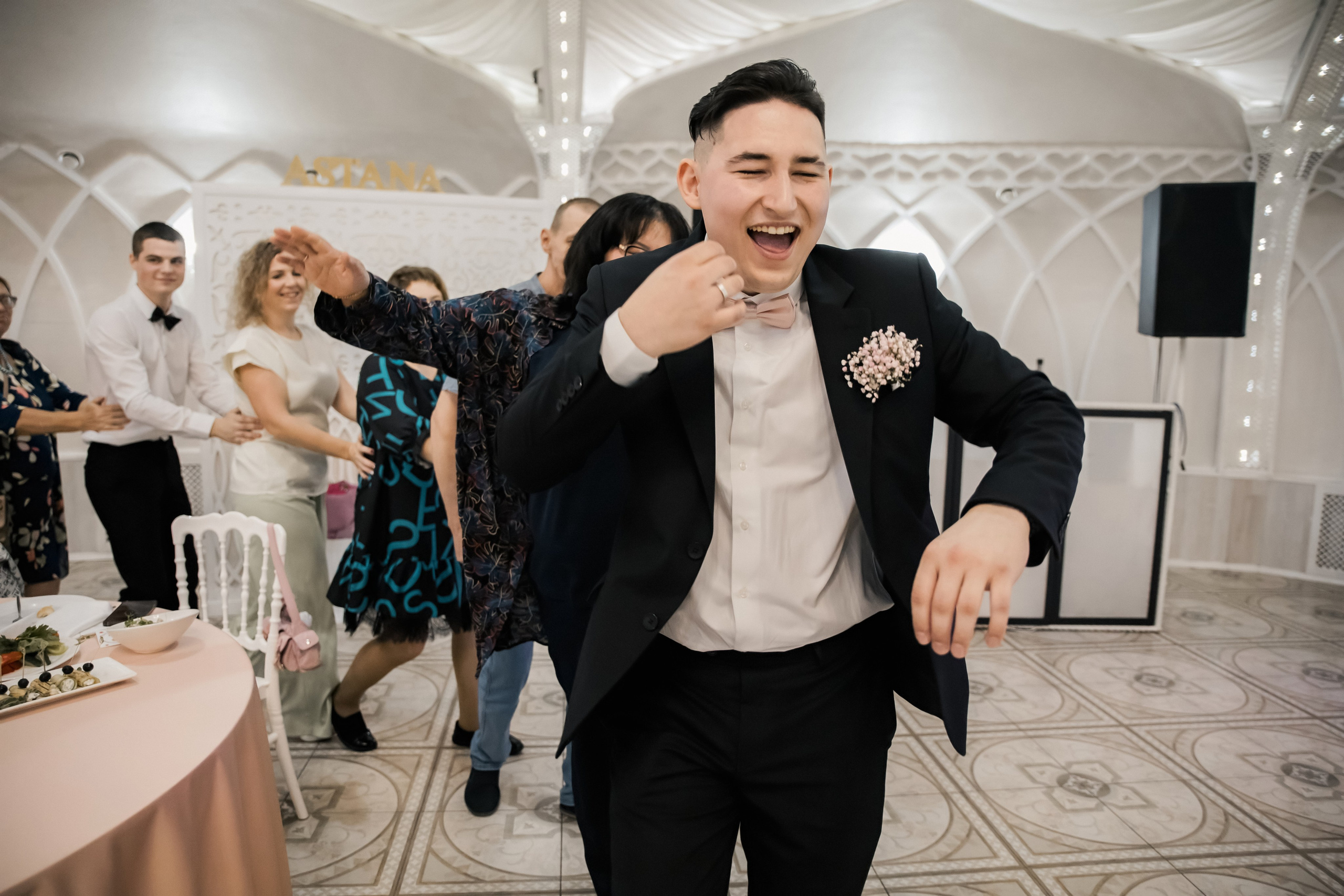 Эдуард и Алина. Свадебный, репортажный фотограф в Тюмени Сергей Тапилин