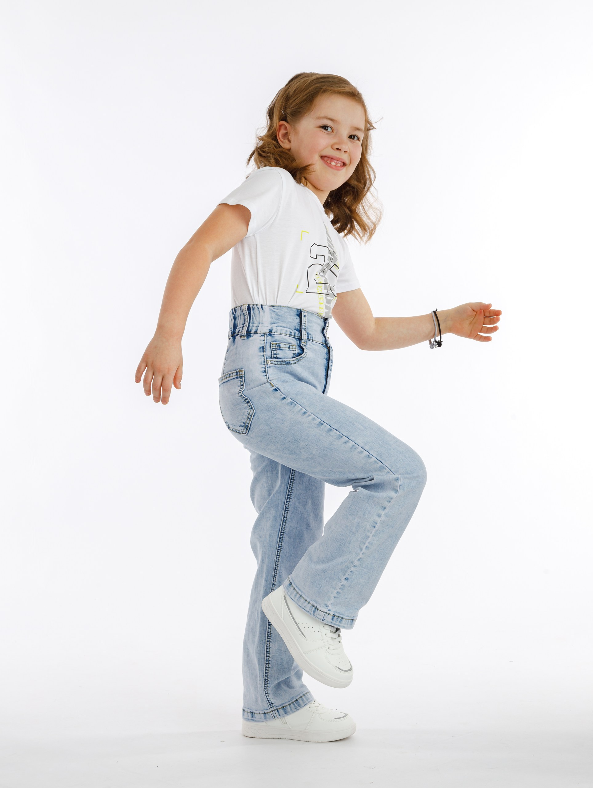 Съемка детской одежды и обуви на модели сайтов, маркетплейсов, WB, Ozon, Яндекс Маркет и др. Студия коммерческой съемки ХВОЯ