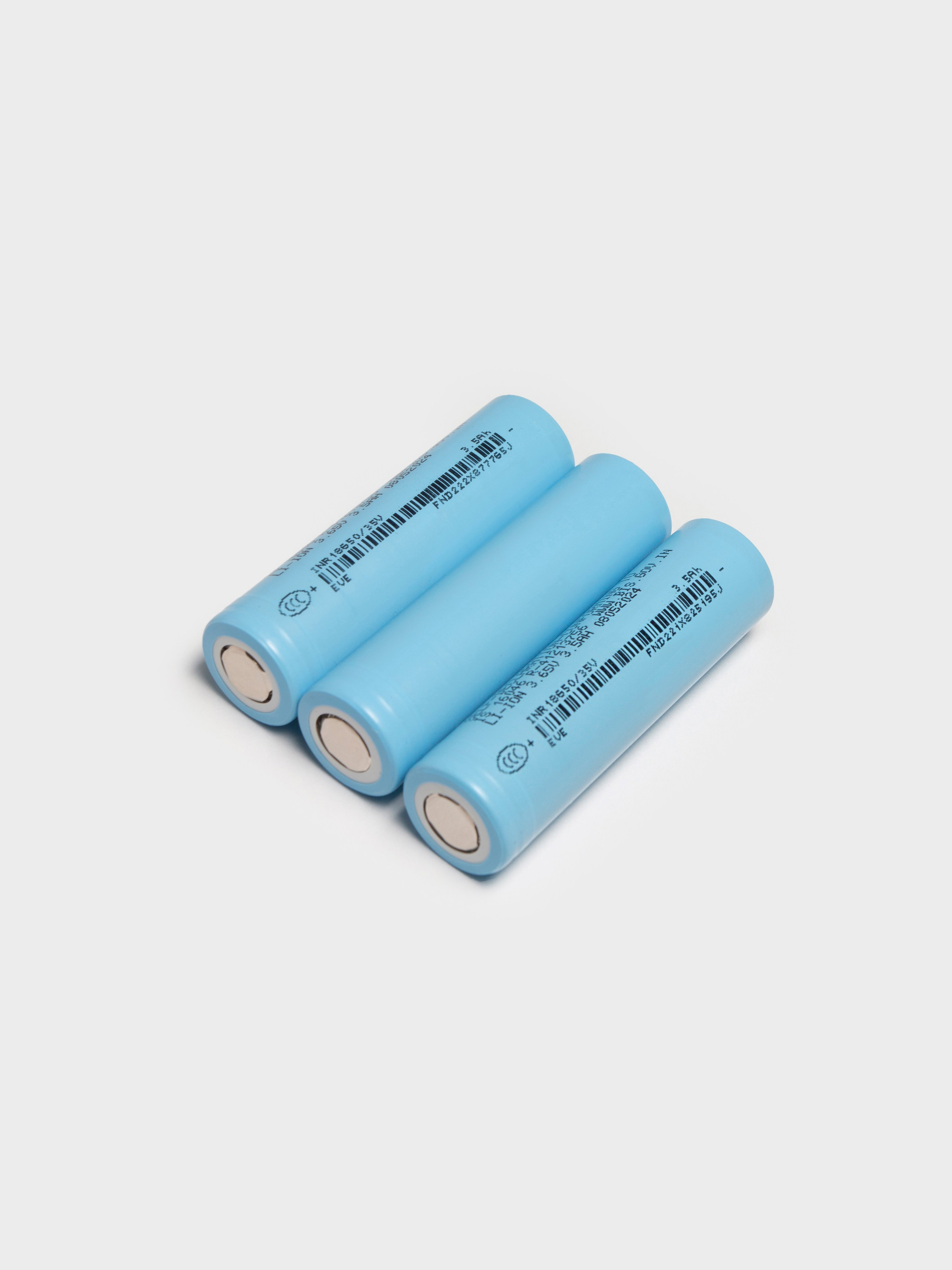 Аккумуляторы. Фотограф Злата Спицына