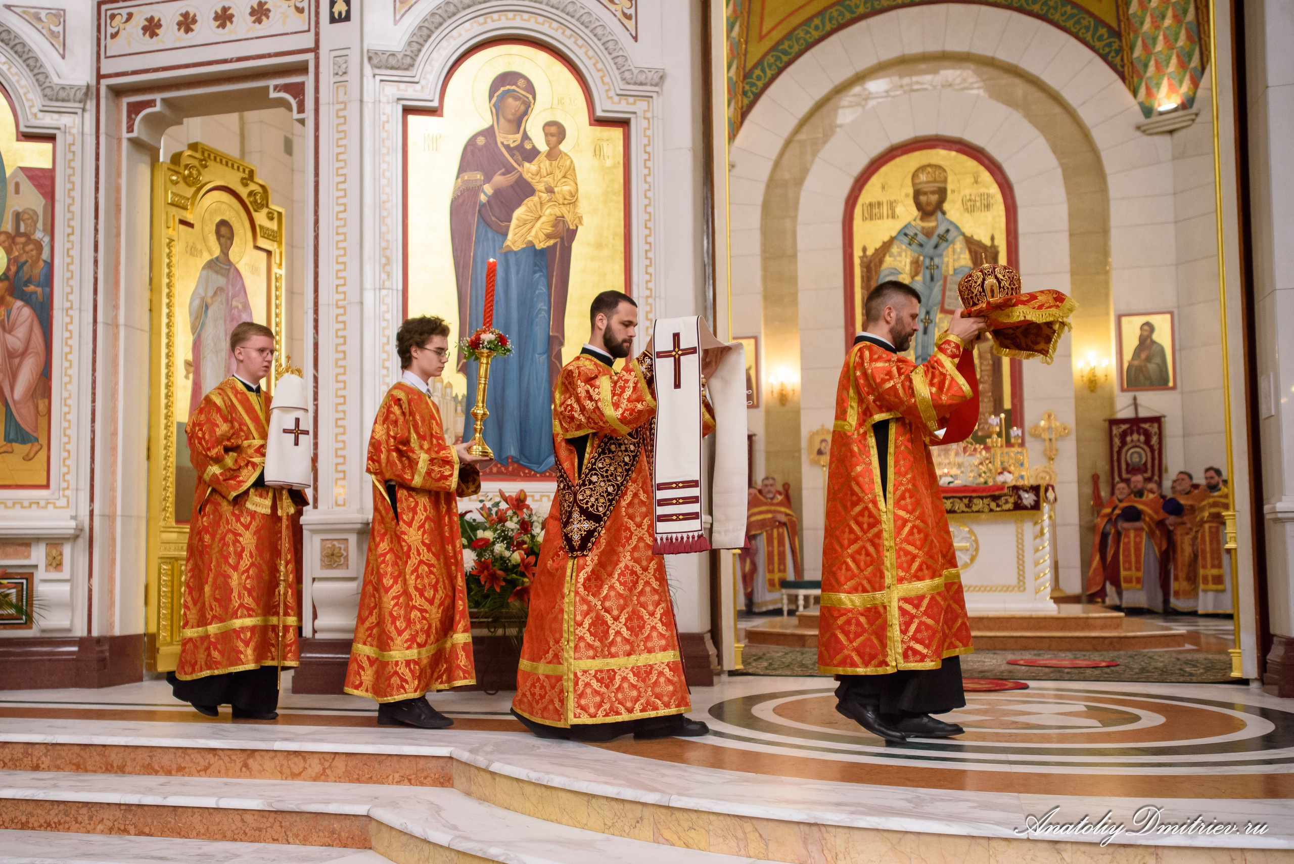 Служба на 40-летие Калининградской епархии. Фотограф  Крещения и Венчания Калининград