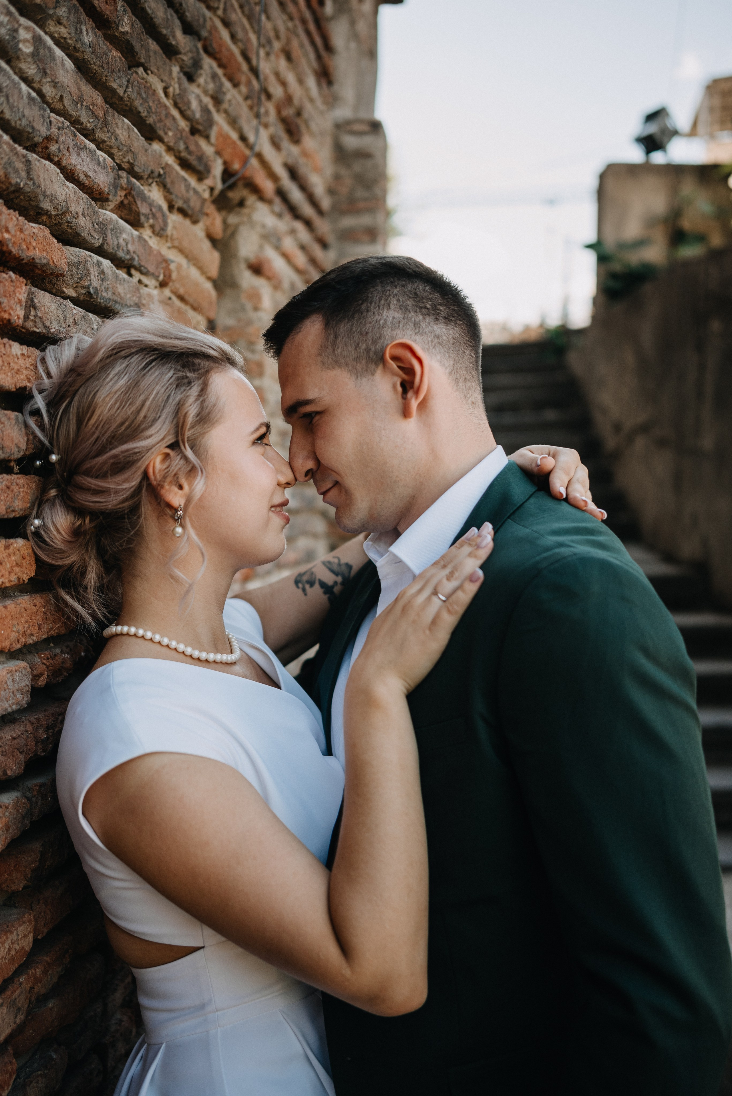 Свадебная прогулка Анны и Игоря. Портретный и свадебный фотограф в Тбилиси • xeniqo