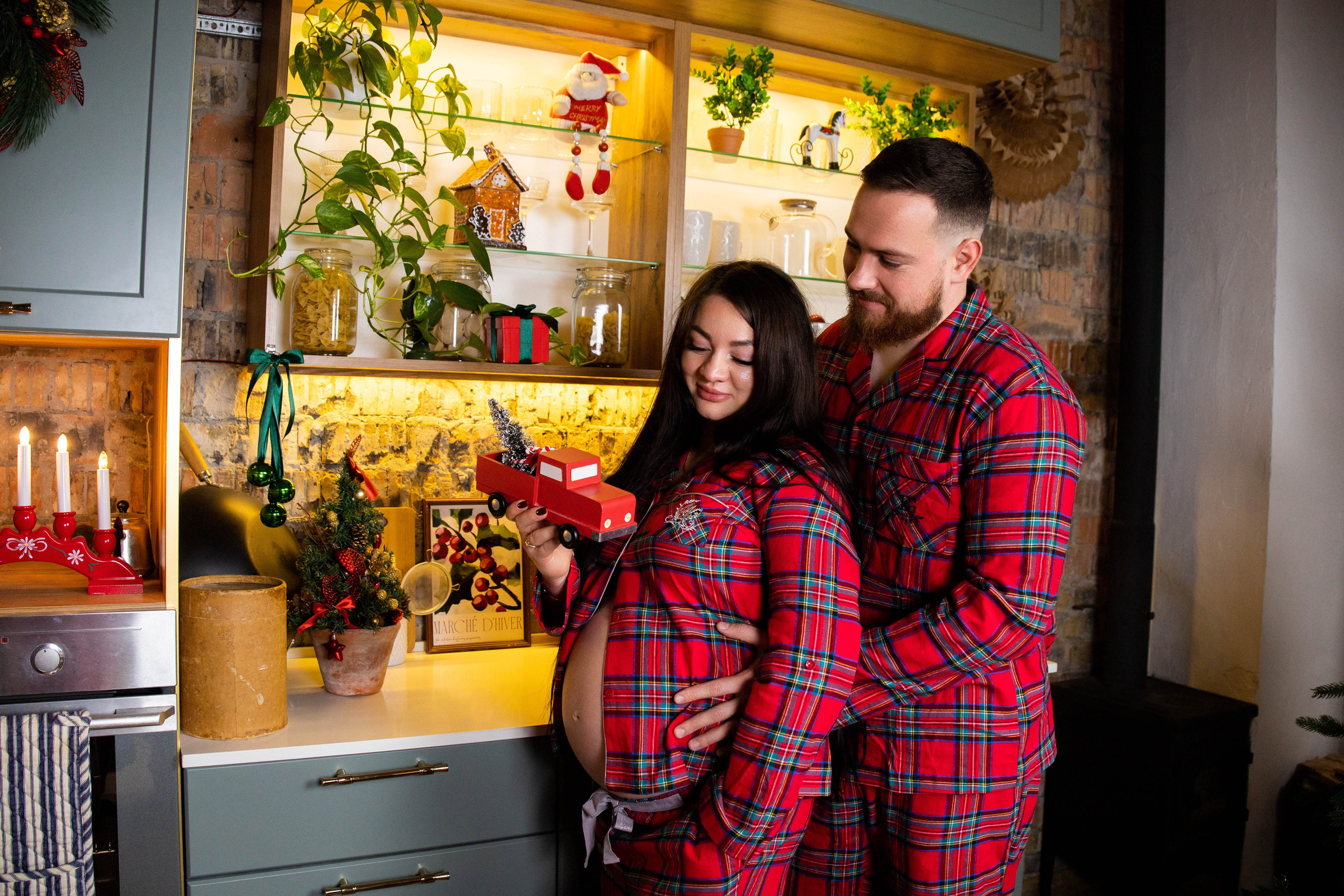 Фотосессия семейная «Новый год c пушистиком». Фотограф в Крыму Татьяна Барицкая ЕНОТИКА