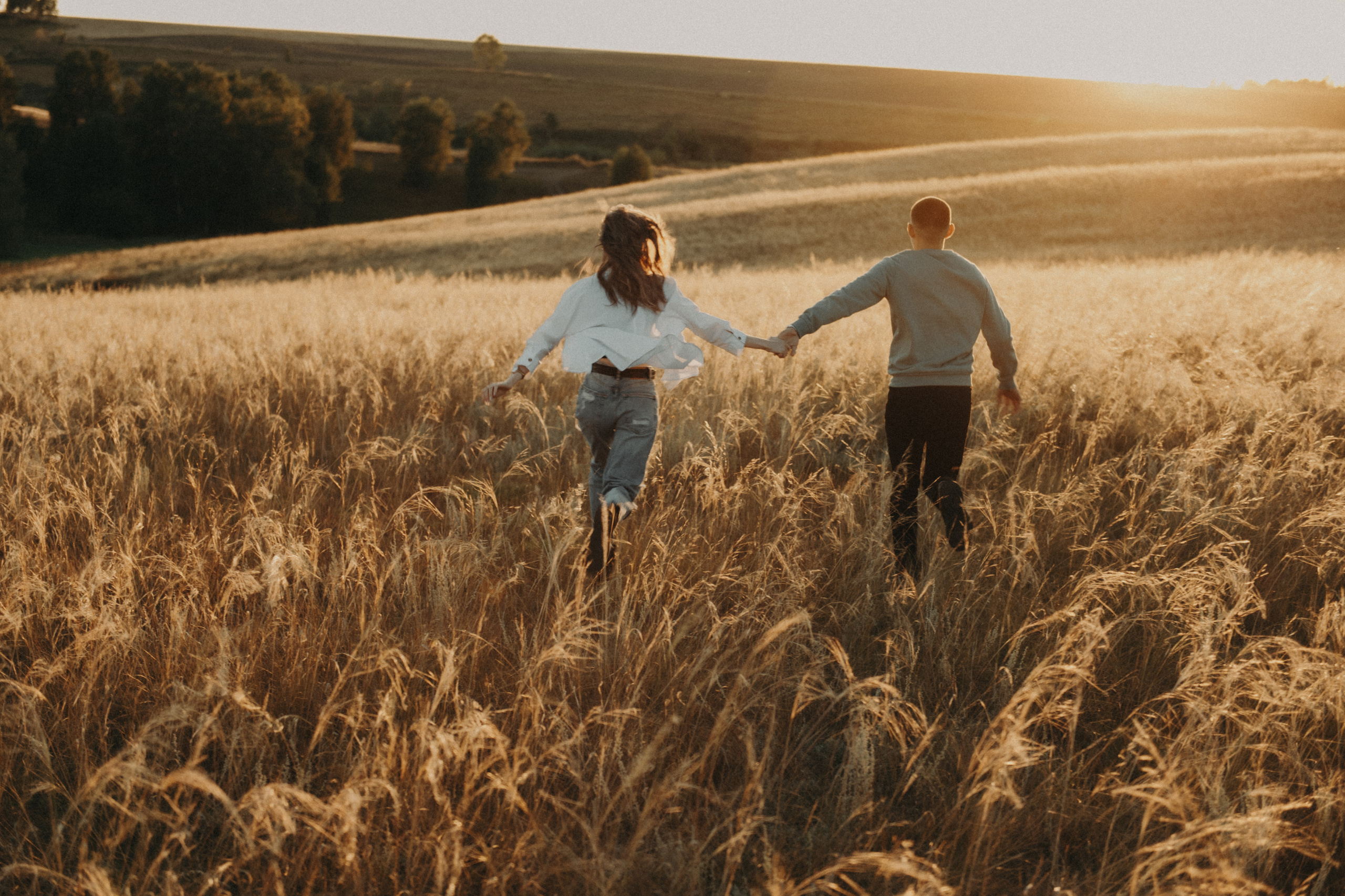 Фотосессия Love Story. Фотограф в Барнауле Дарья Бутурлакина. Люби.Цени.Касайся