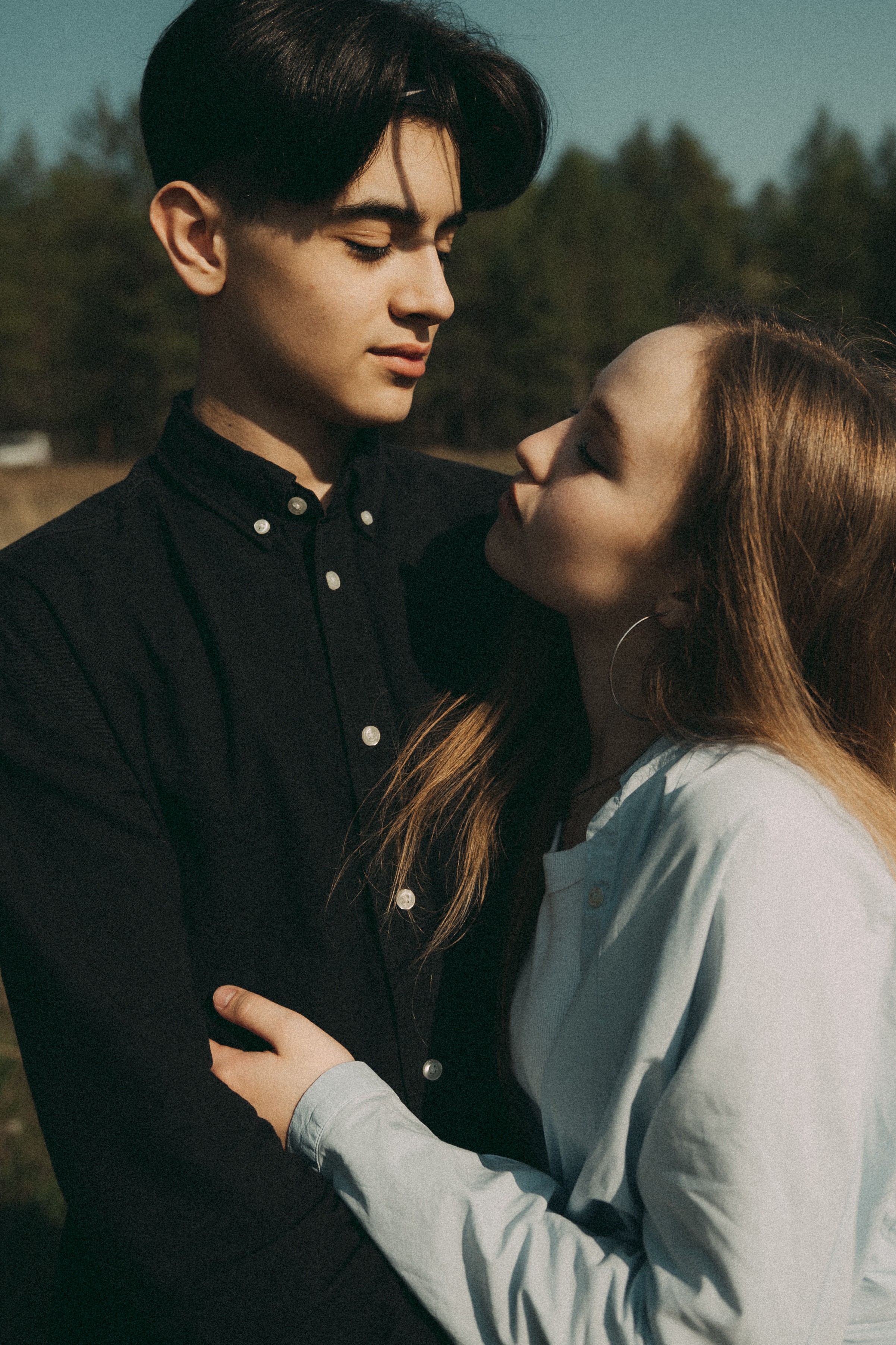 Фотосессия Love Story. Фотограф в Барнауле Дарья Бутурлакина. Люби.Цени.Касайся