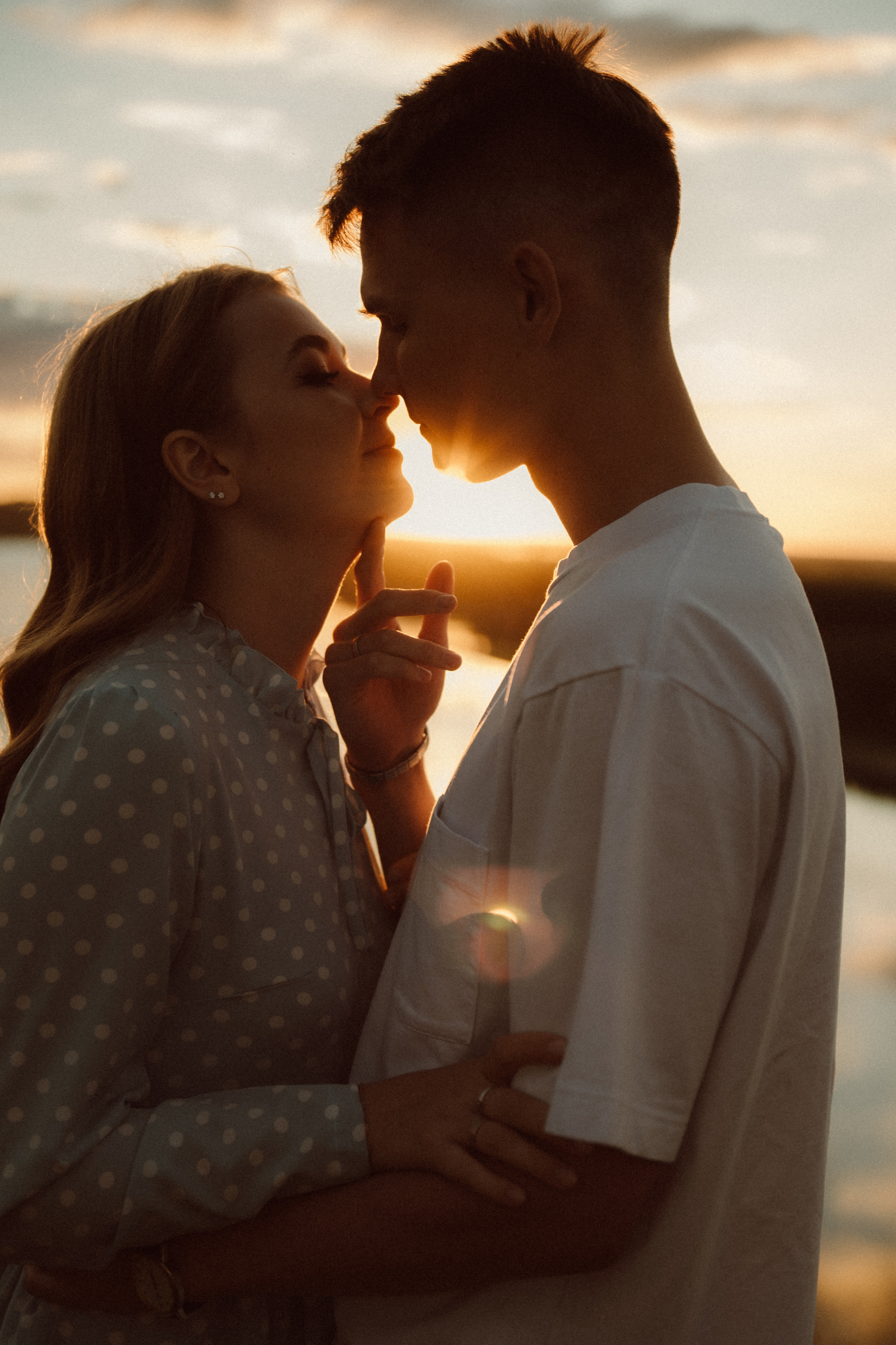 Фотосессия Love Story. Фотограф в Барнауле Дарья Бутурлакина. Люби.Цени.Касайся