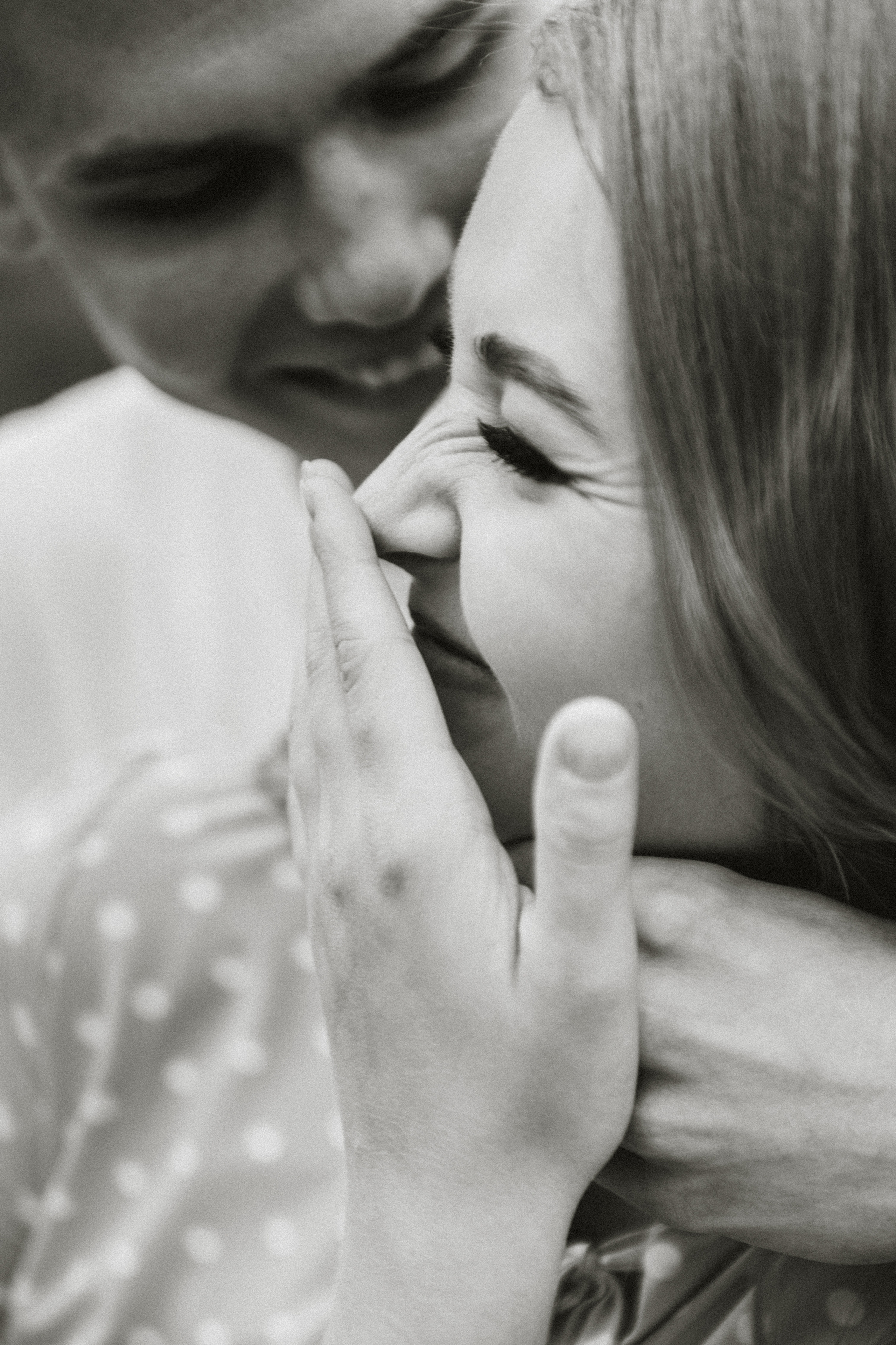Фотосессия Love Story. Фотограф в Барнауле Дарья Бутурлакина. Люби.Цени.Касайся