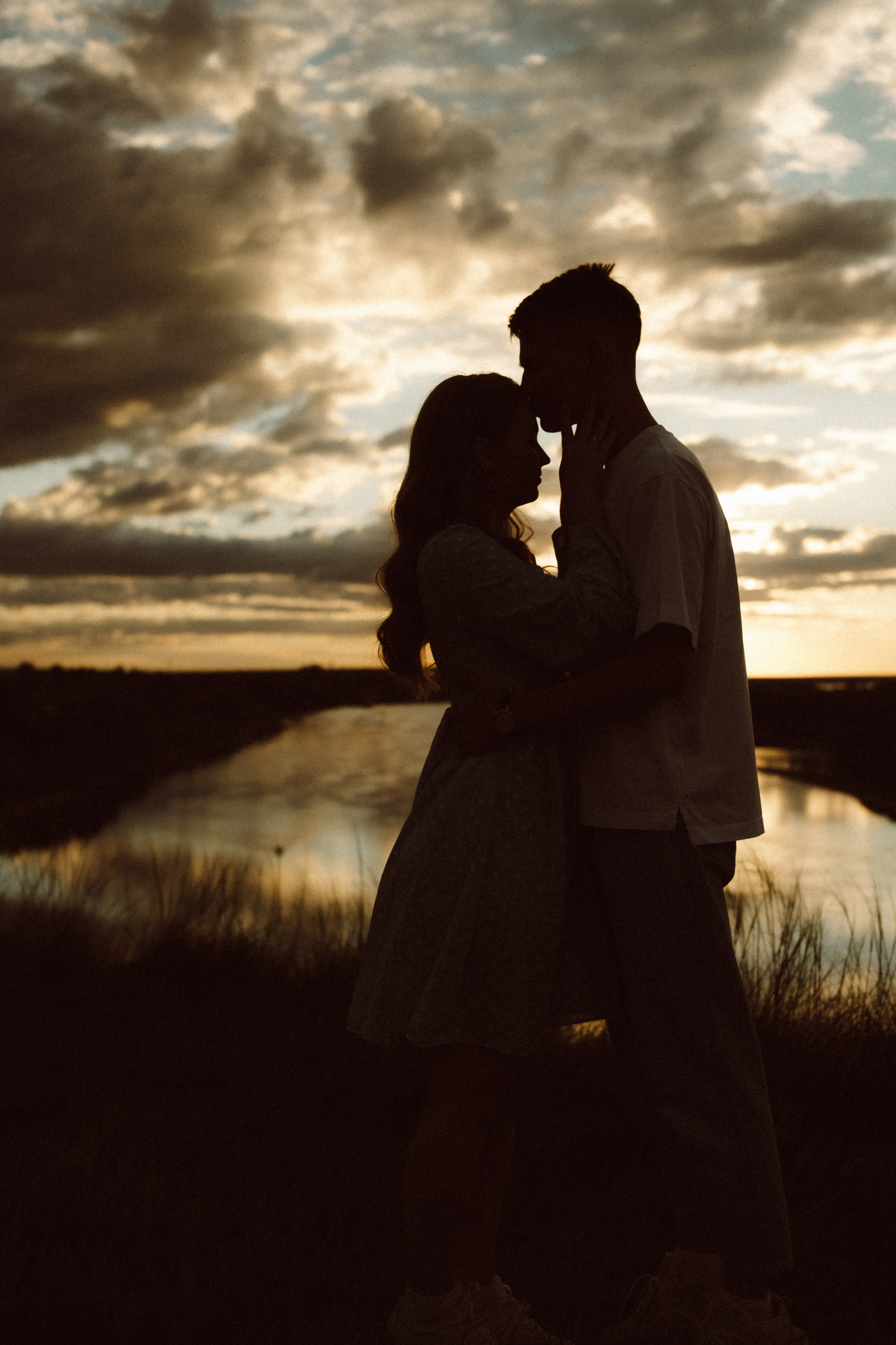 Фотосессия Love Story. Фотограф в Барнауле Дарья Бутурлакина. Люби.Цени.Касайся