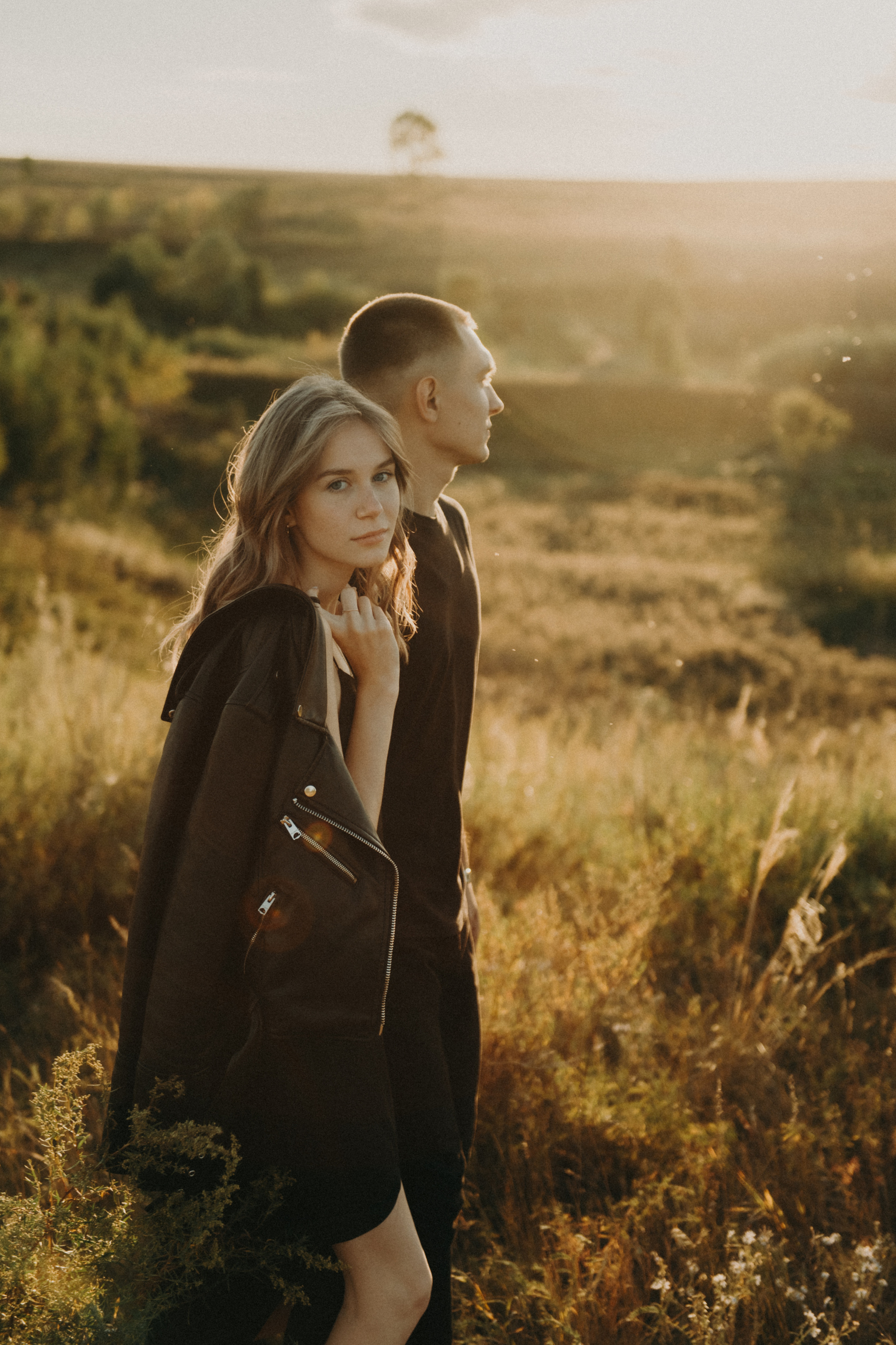 Фотосессия Love Story. Фотограф в Барнауле Дарья Бутурлакина. Люби.Цени.Касайся