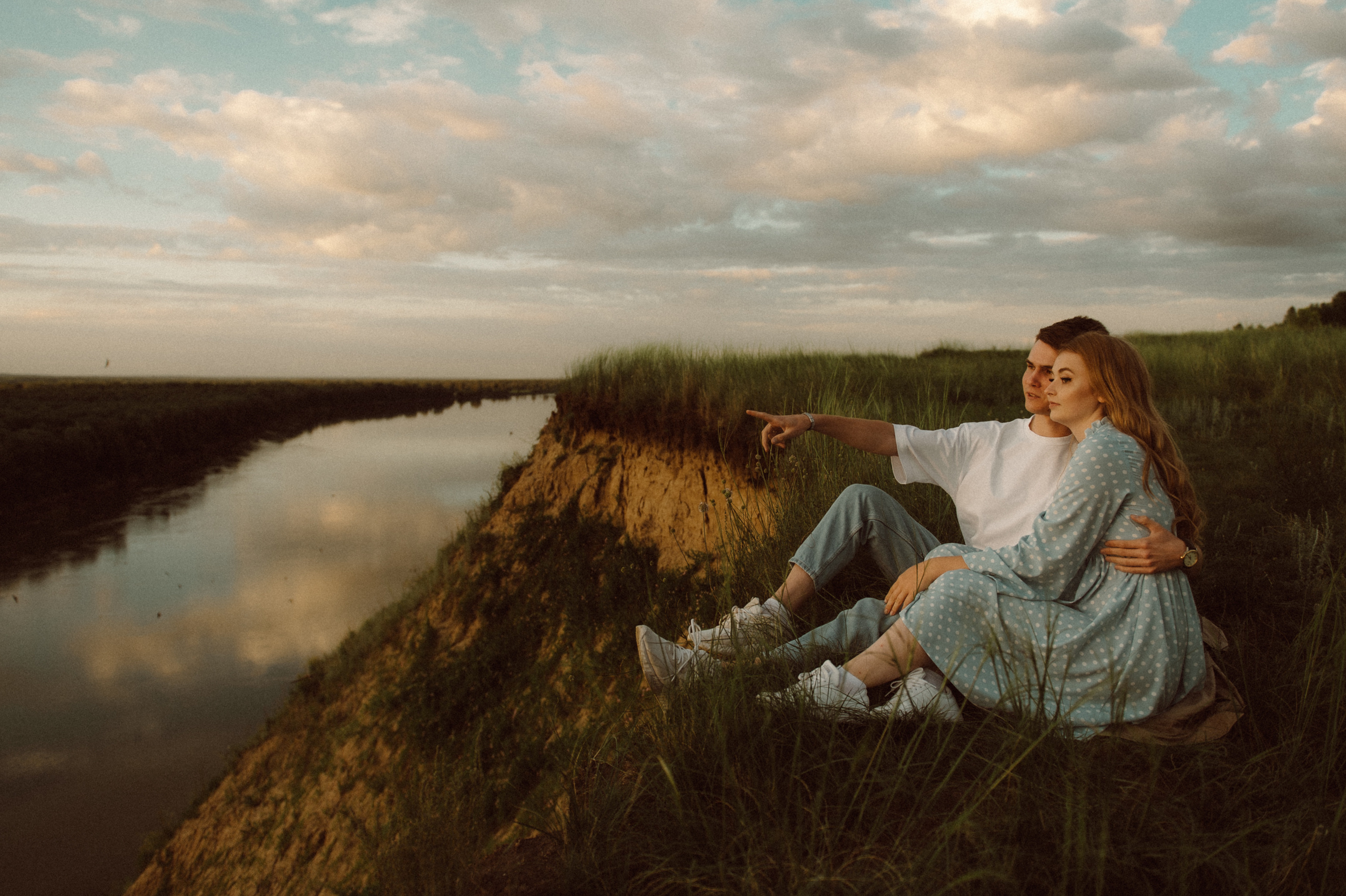 Фотосессия Love Story. Фотограф в Барнауле Дарья Бутурлакина. Люби.Цени.Касайся