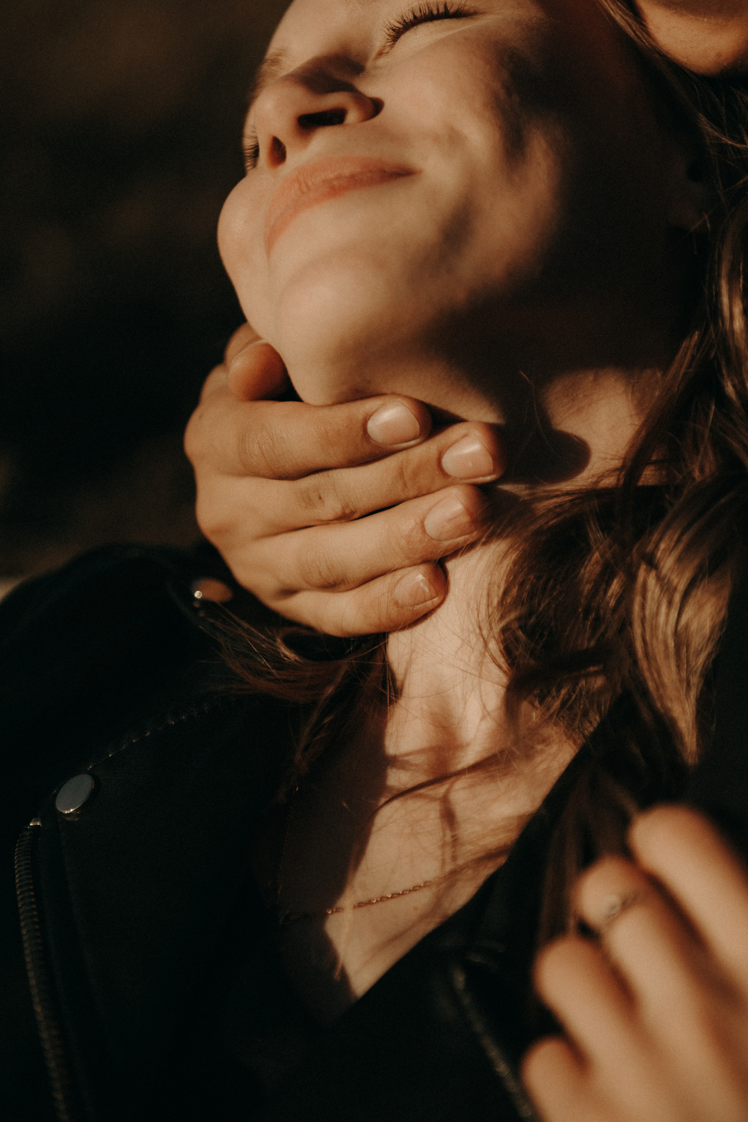 Фотосессия Love Story. Фотограф в Барнауле Дарья Бутурлакина. Люби.Цени.Касайся