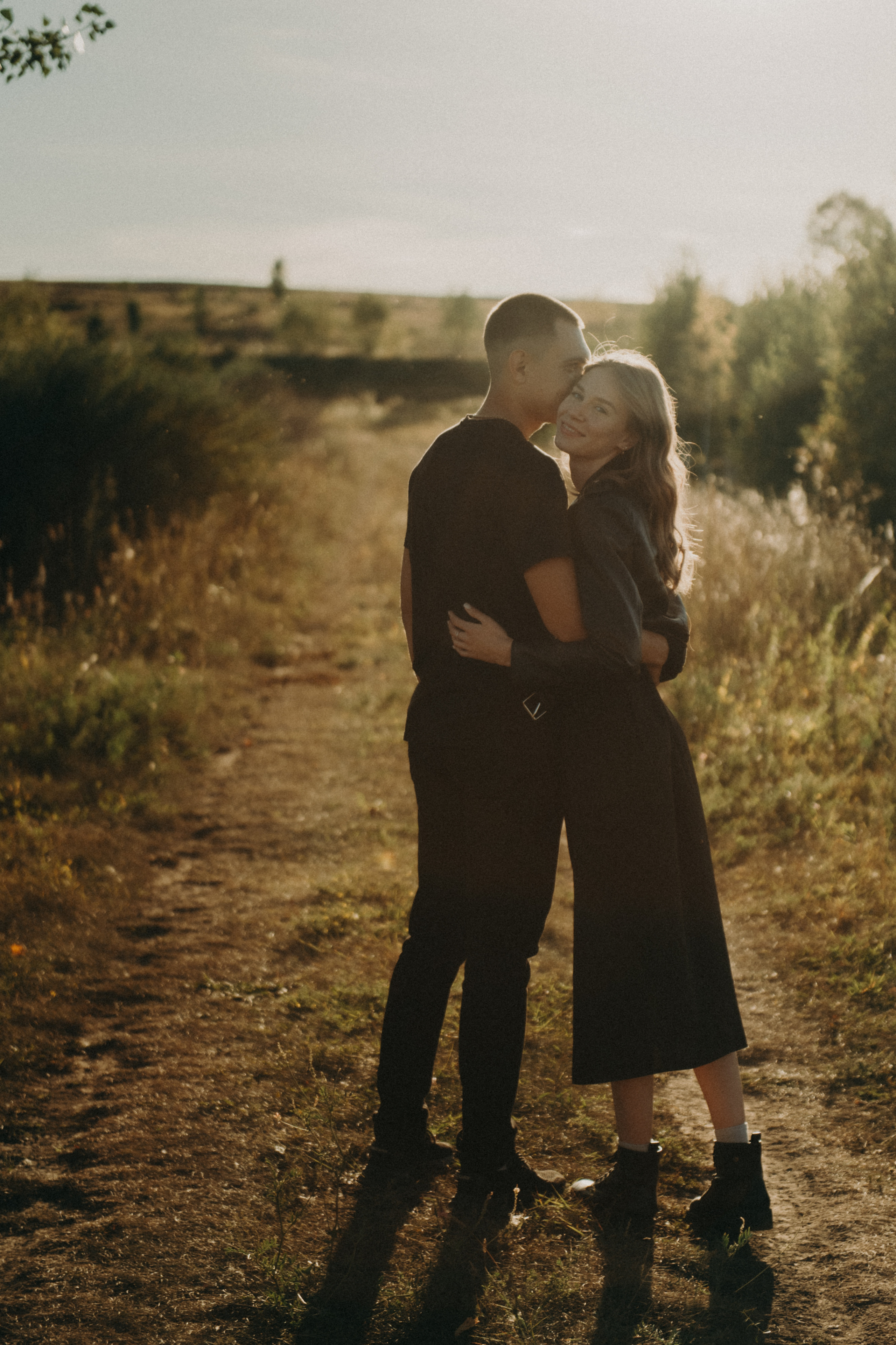 Фотосессия Love Story. Фотограф в Барнауле Дарья Бутурлакина. Люби.Цени.Касайся