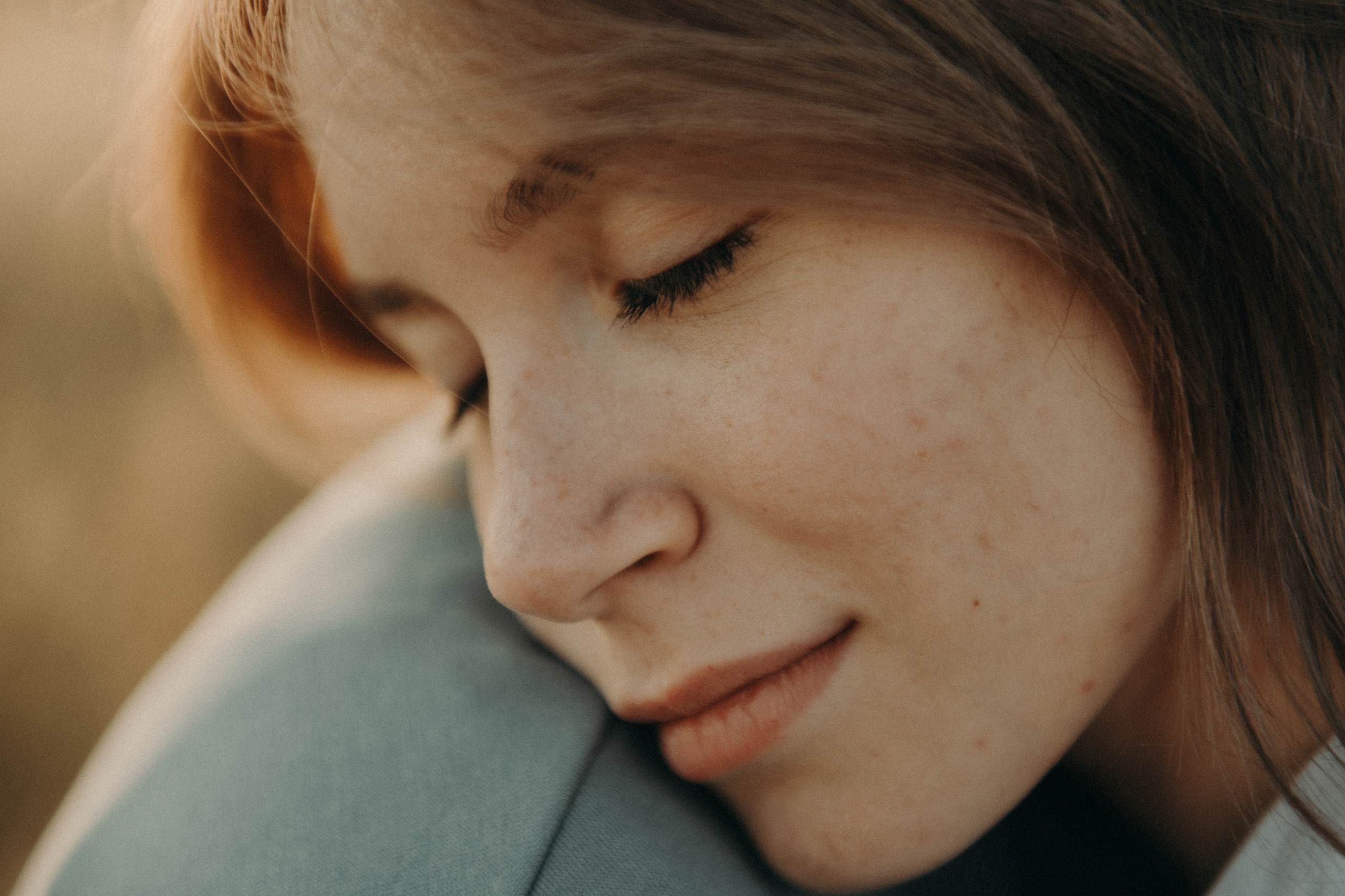 Фотосессия Love Story. Фотограф в Барнауле Дарья Бутурлакина. Люби.Цени.Касайся