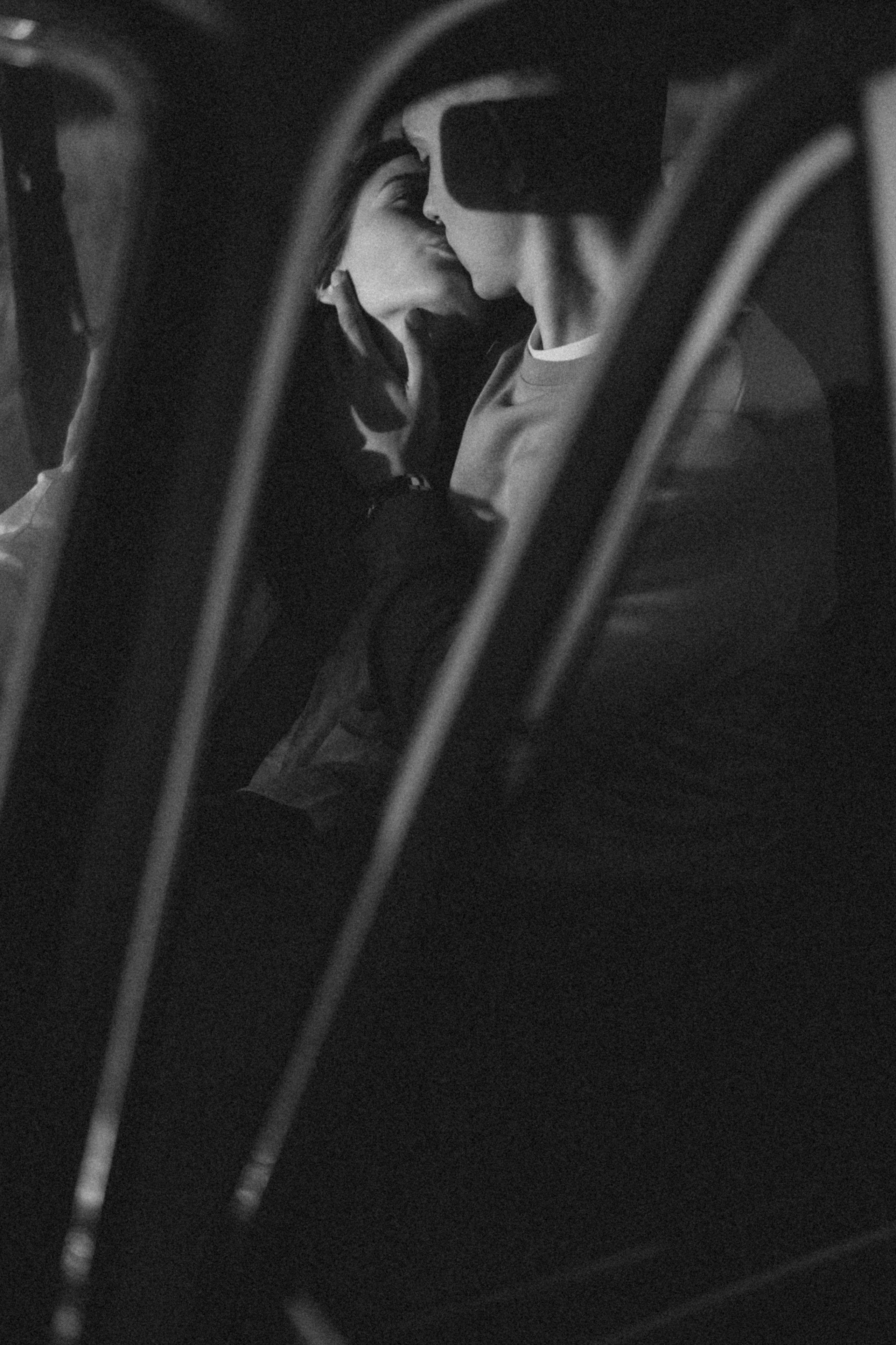 Фотосессия Love Story. Фотограф в Барнауле Дарья Бутурлакина. Люби.Цени.Касайся