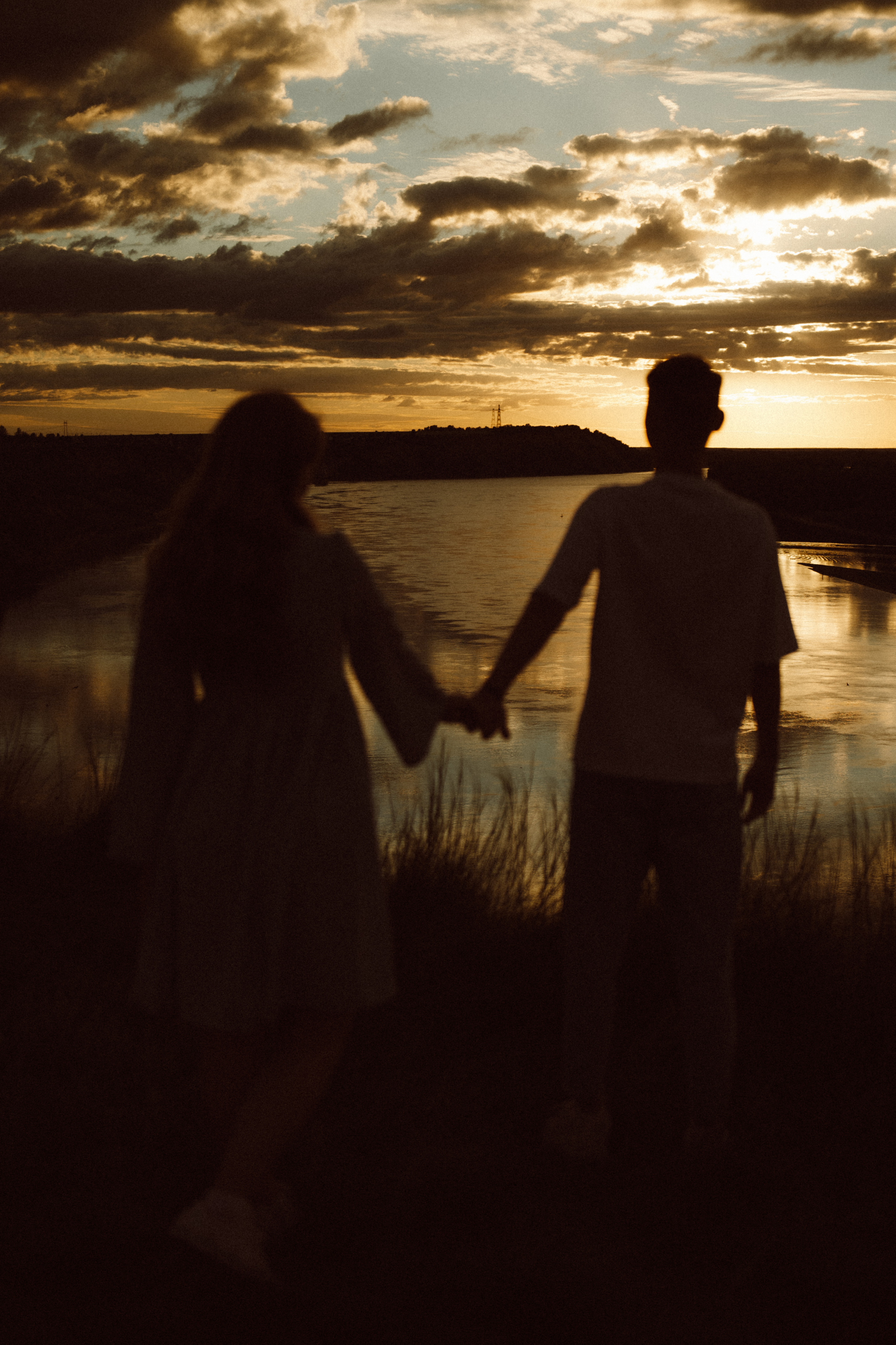 Фотосессия Love Story. Фотограф в Барнауле Дарья Бутурлакина. Люби.Цени.Касайся